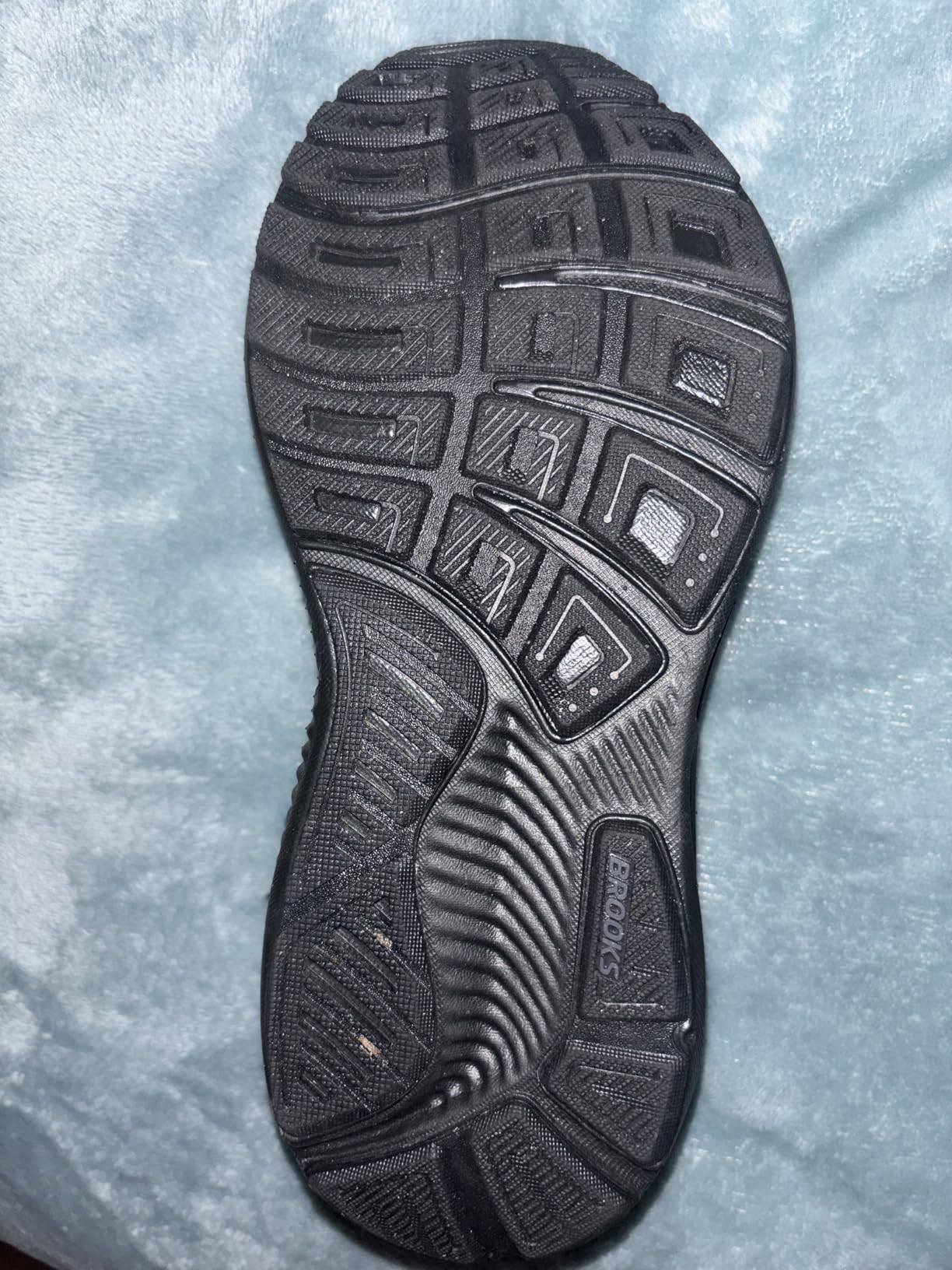 Brooks Women’s Ghost 17 Neutral Running Shoe customer photo 2