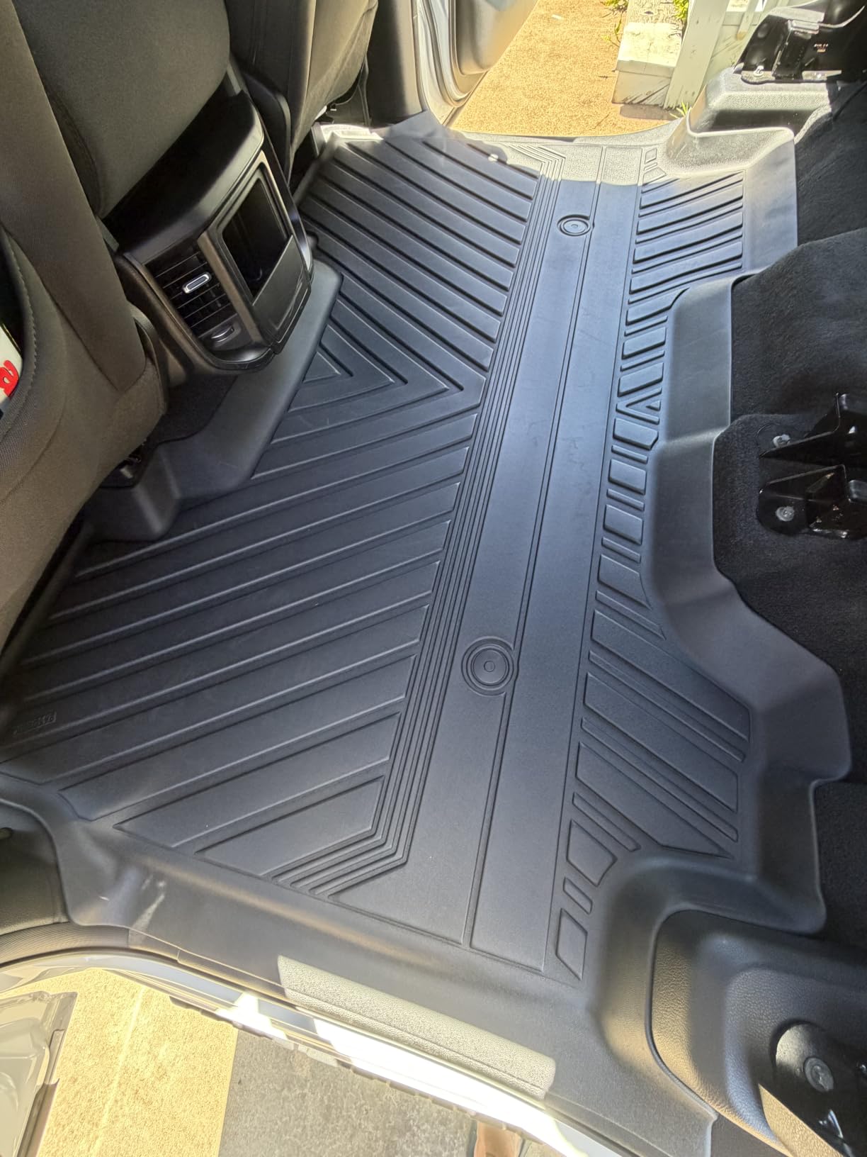 YITAMOTOR Floor Mats Fit for 2013-2018 Dodge Ram 1500/2500/3500 Crew Cab, 2019-2024 Ram 1500 Classic Crew Cab 1st & 2nd Row All Weather Heavy Duty Floor Liners Black customer photo 1