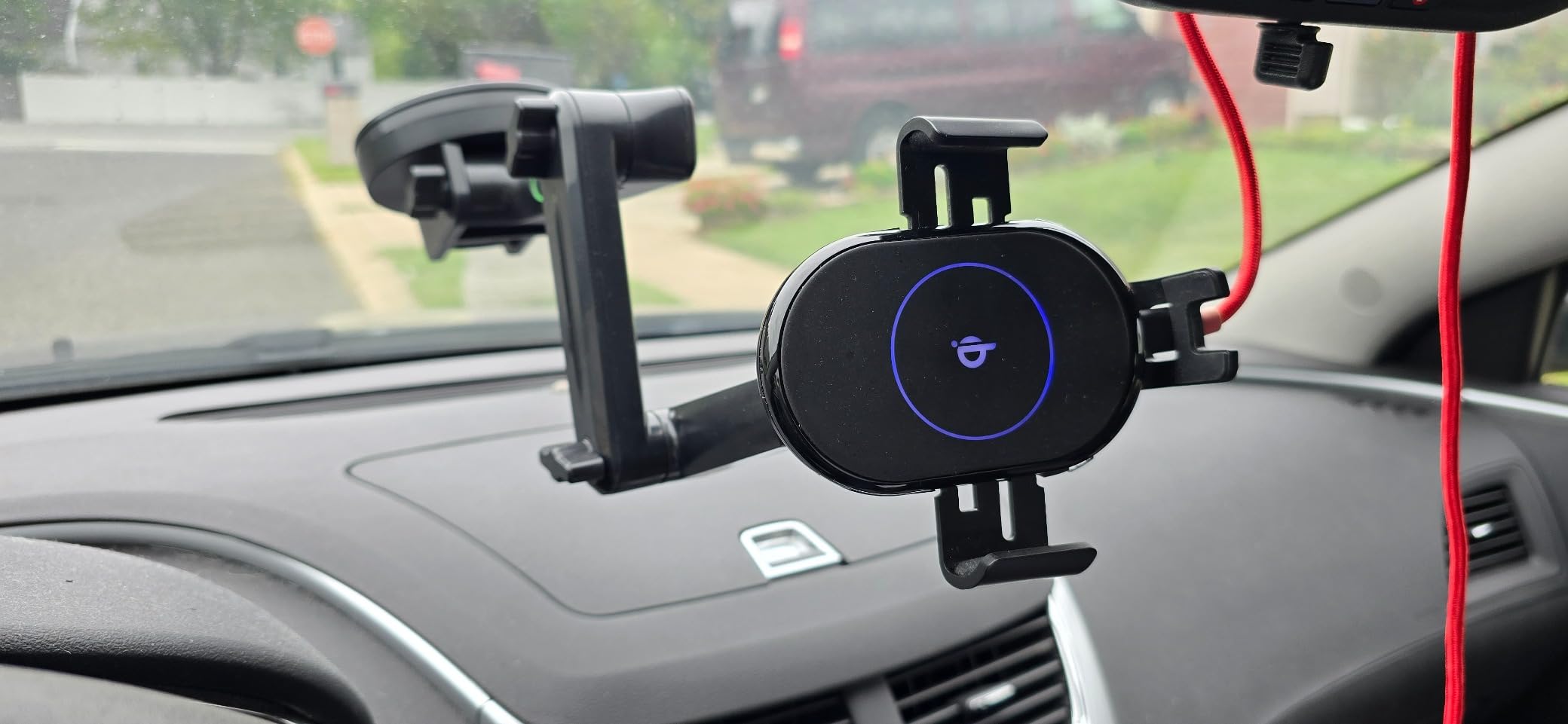 Cell Phone Mount for Truck Phone Holder for Truck Drivers - Heavy Duty Suction Cup + Dashboard Pad, iPhone Holder for Dashboard Window 16.9 inch Long, for iPhone & Samsung, Semi Trucker, Black customer photo 1