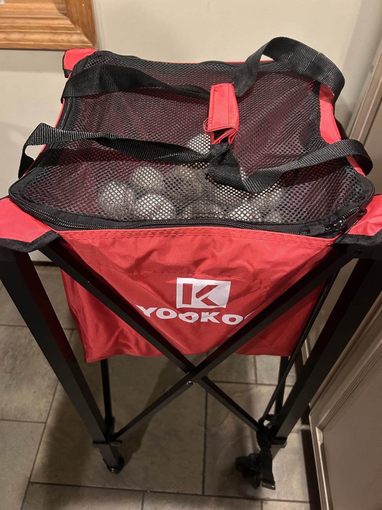 YooKoo Tennis Ball Hopper Holds 150 Balls, Tennis Cart with Black/Red Bag customer photo 2