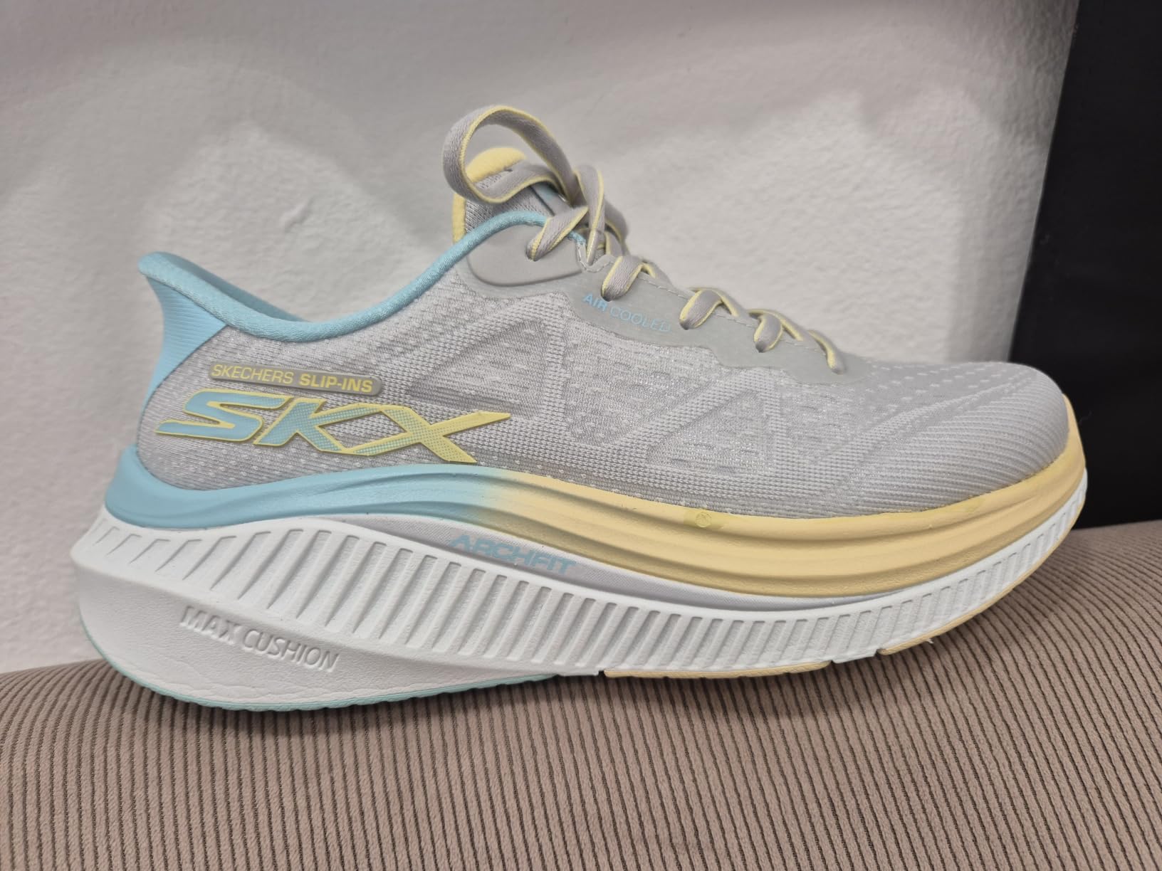 Skechers Women's Max Cushioning Arch Fit Areena Hands Free Slip-ins customer photo 2