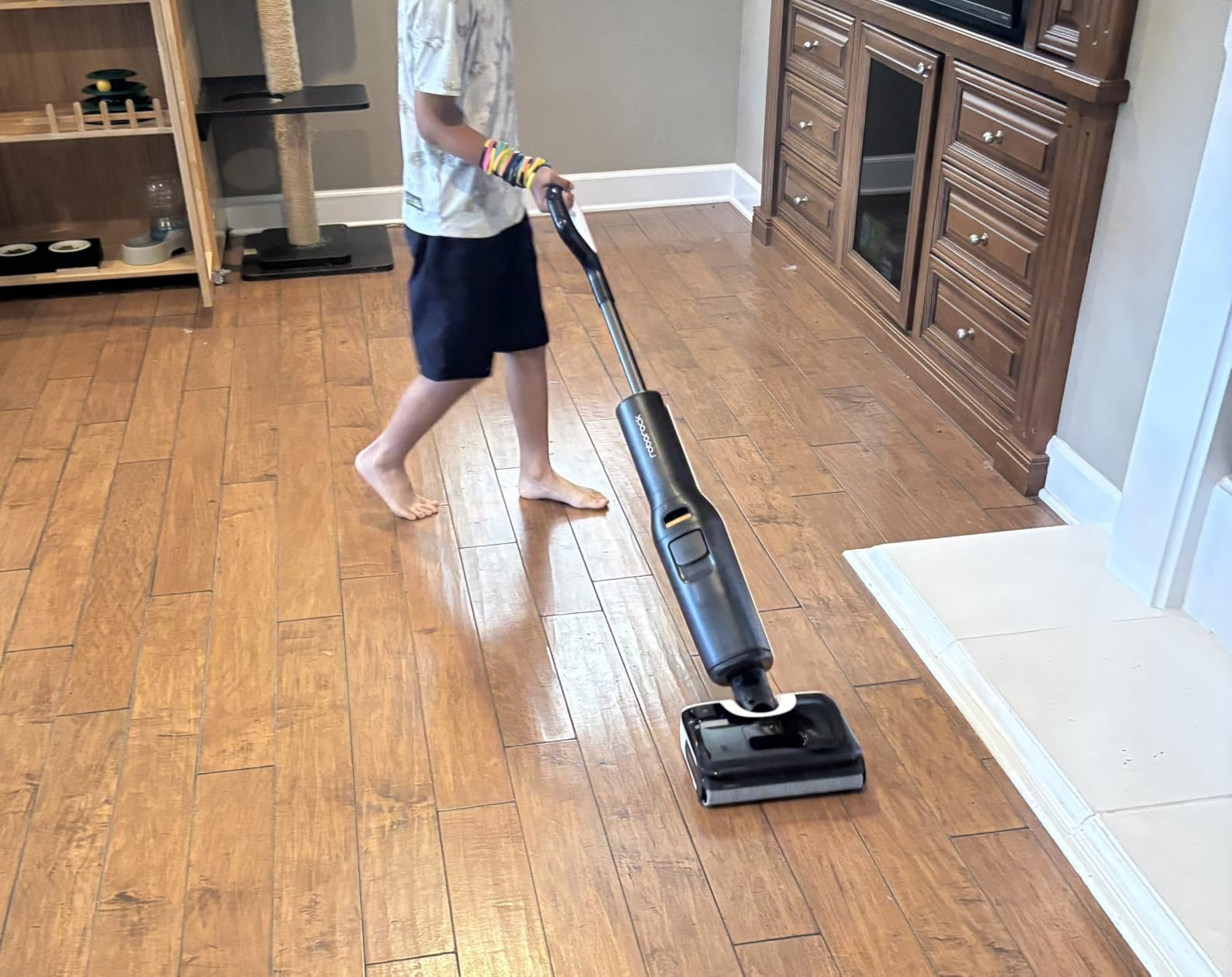roborock F25 XT Wet Dry Vacuum Mop, Cordless Vacuum Cleaner, APP Control customer photo 1