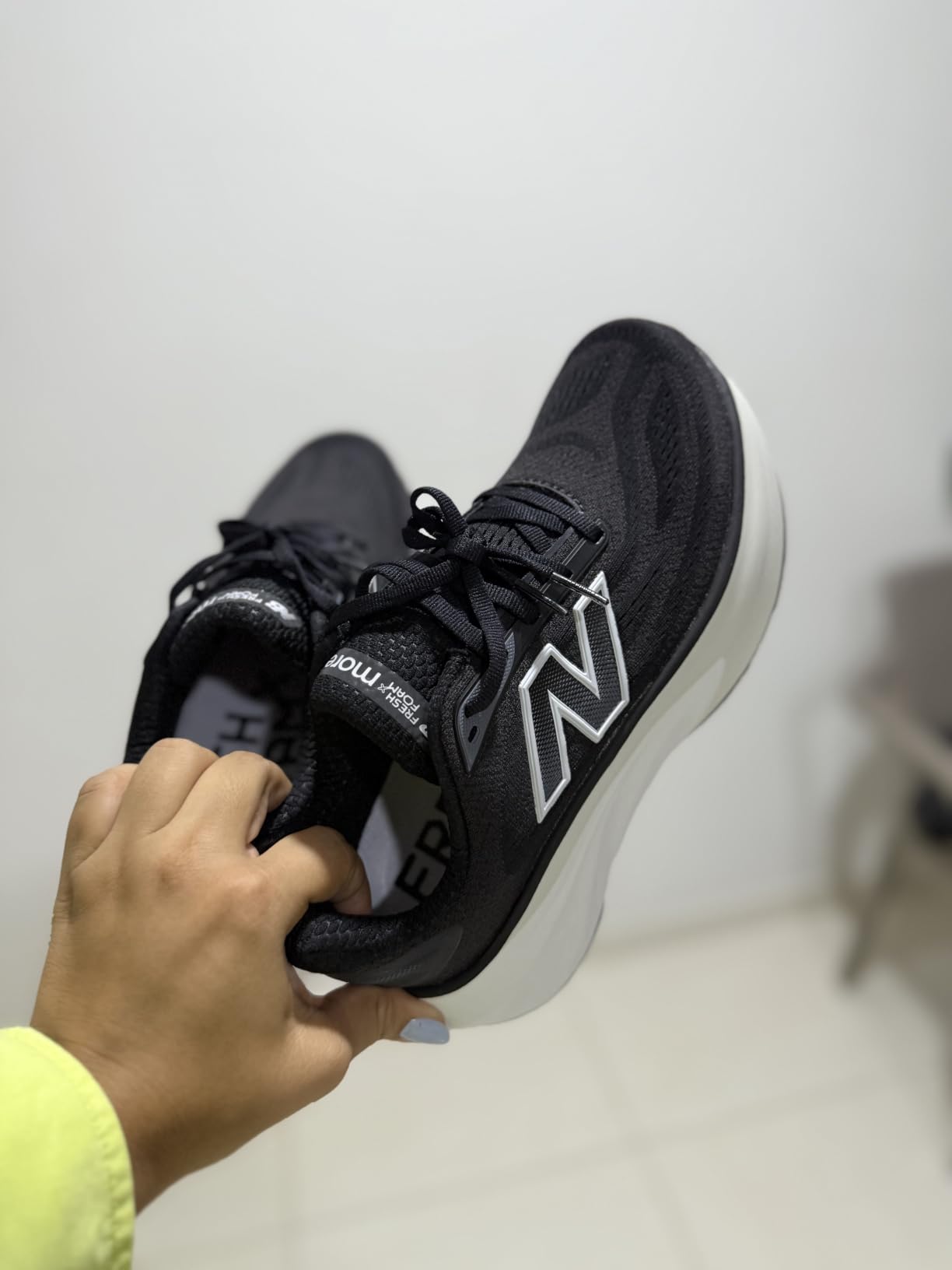 New Balance Women's Fresh Foam X More V6 customer photo 2