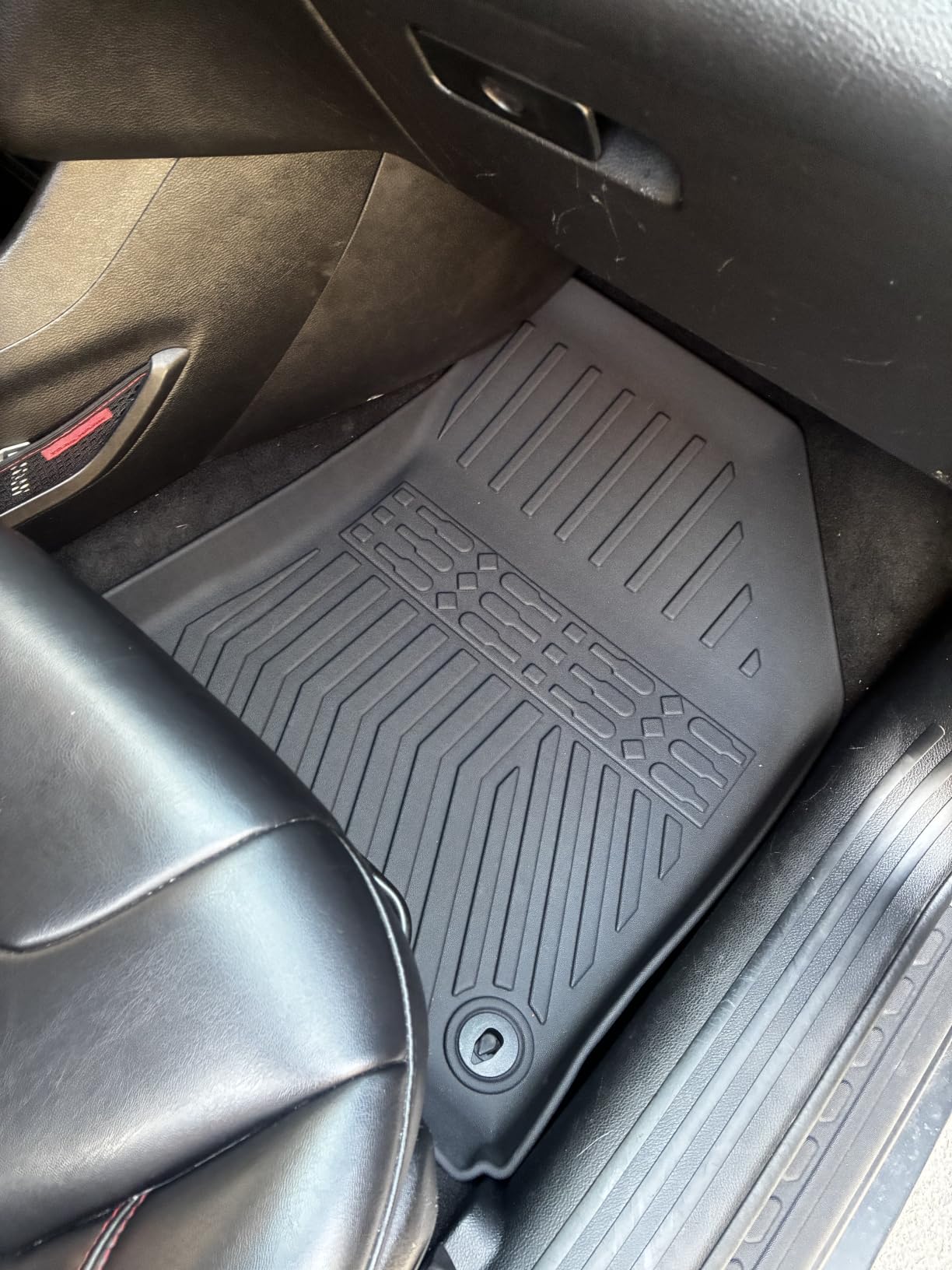 Floor Mats for 2022-2026 2027 Jeep Grand Cherokee Accessories customer photo 1