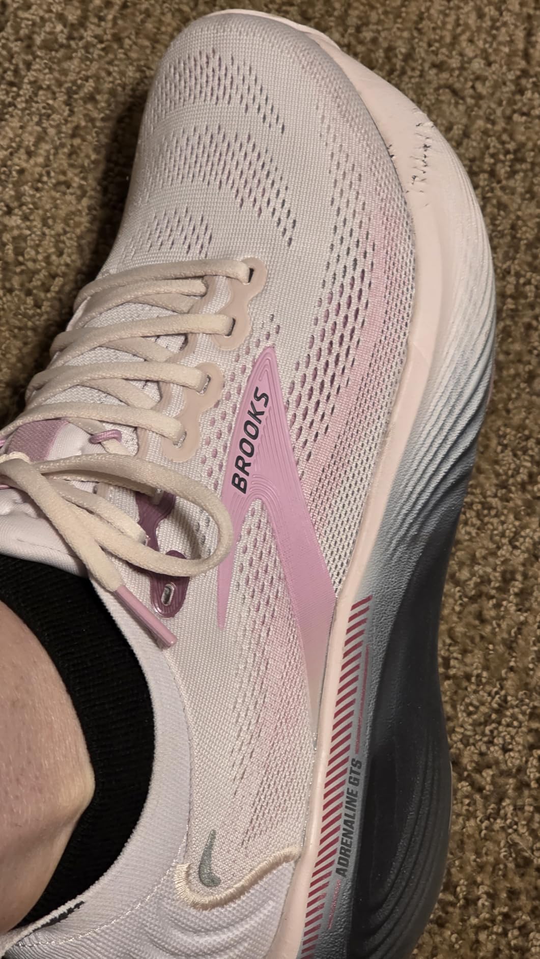 Brooks Women's Adrenaline GTS 25 Running Shoe customer photo 2