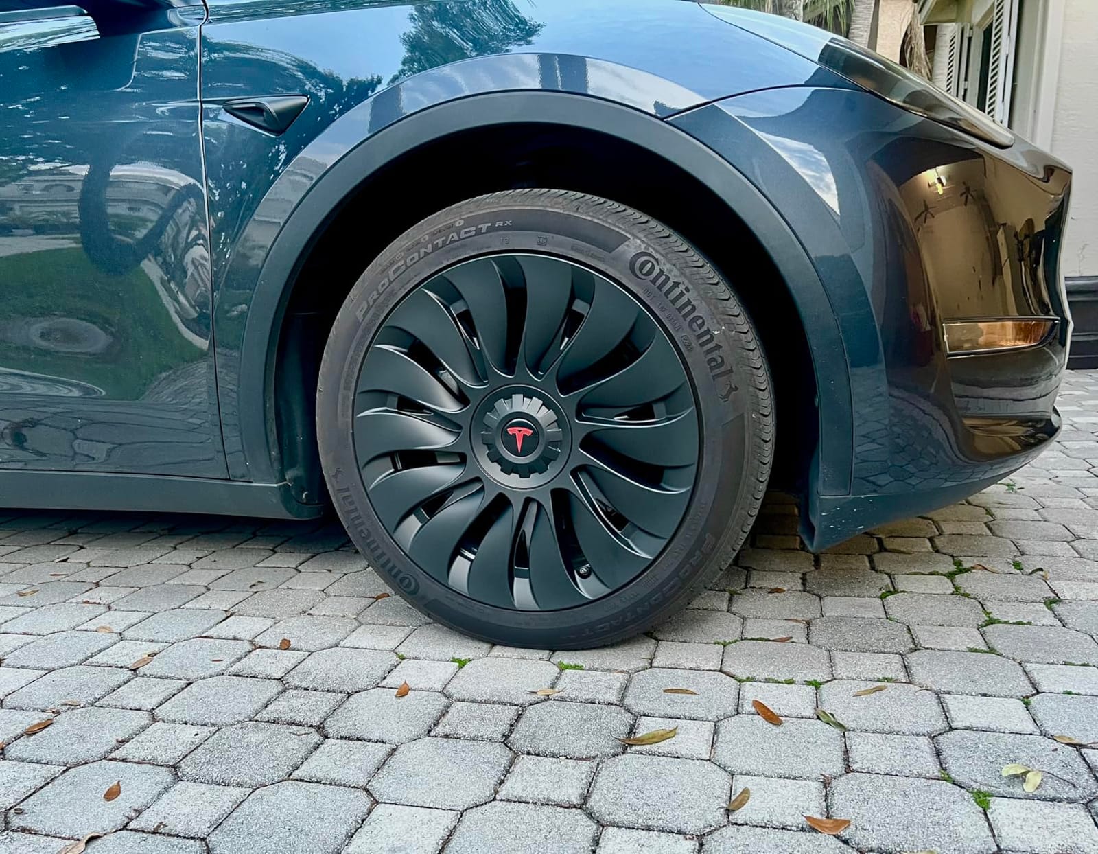 Tesla Model Y 19