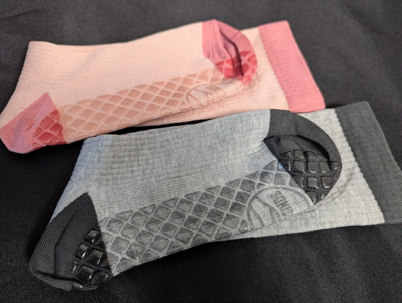 SONORAN Compression Socks for Pregnant Women (2/3 Pairs) 15-20 mmHg Bamboo Viscose Non-slip Sock for Nurses Pregnancy customer photo 2