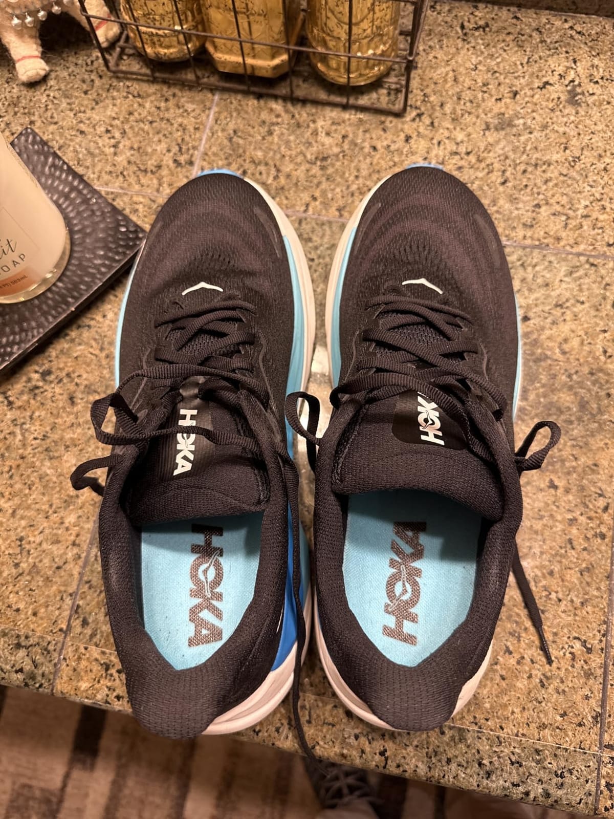 Hoka Mens Arahi 8 customer photo 2