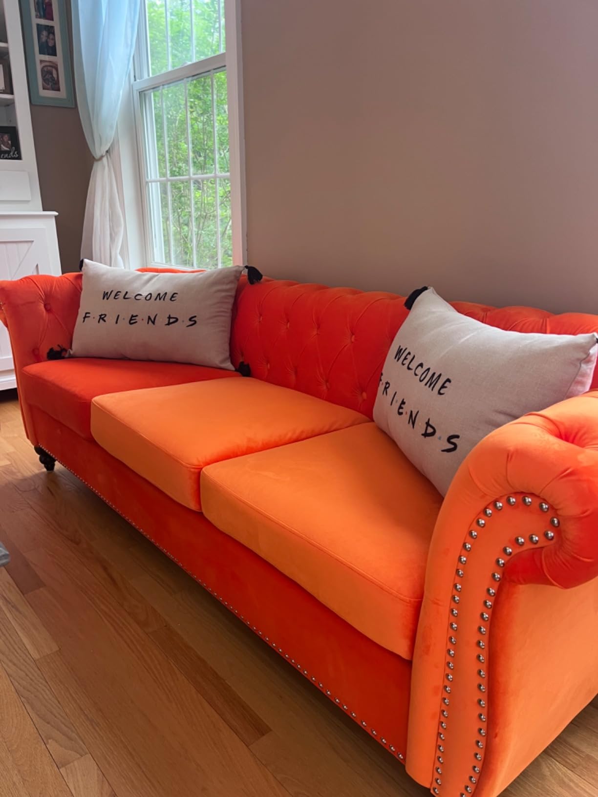 AVZEAR Chesterfield Leather Sofa 3 Seater Couch, Mid-Century Large Sofa Roll Arm Classic Tufted Settee Modern PU Sofa with Channel Tufted Seat Back for Living Room, Office, Apartment, PU Brown customer photo 1