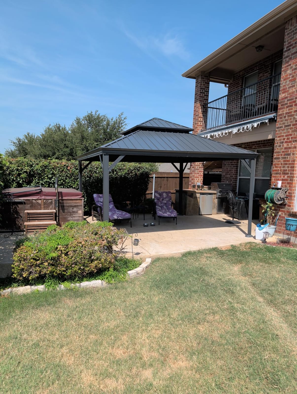 Domi 12x12 Hardtop Gazebo for Patio, Metal Gazebo with Gutters, Brown customer photo 1