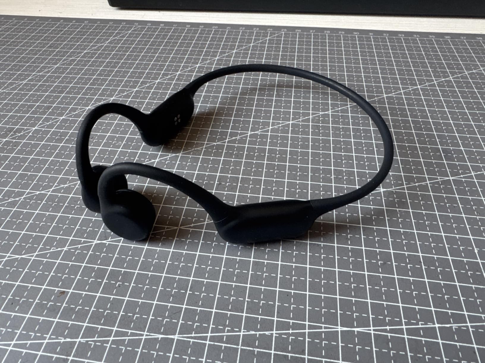 PSIER Bone Conduction Headphones, IPX8 Waterproof MP3 Mode for Underwater customer photo 1