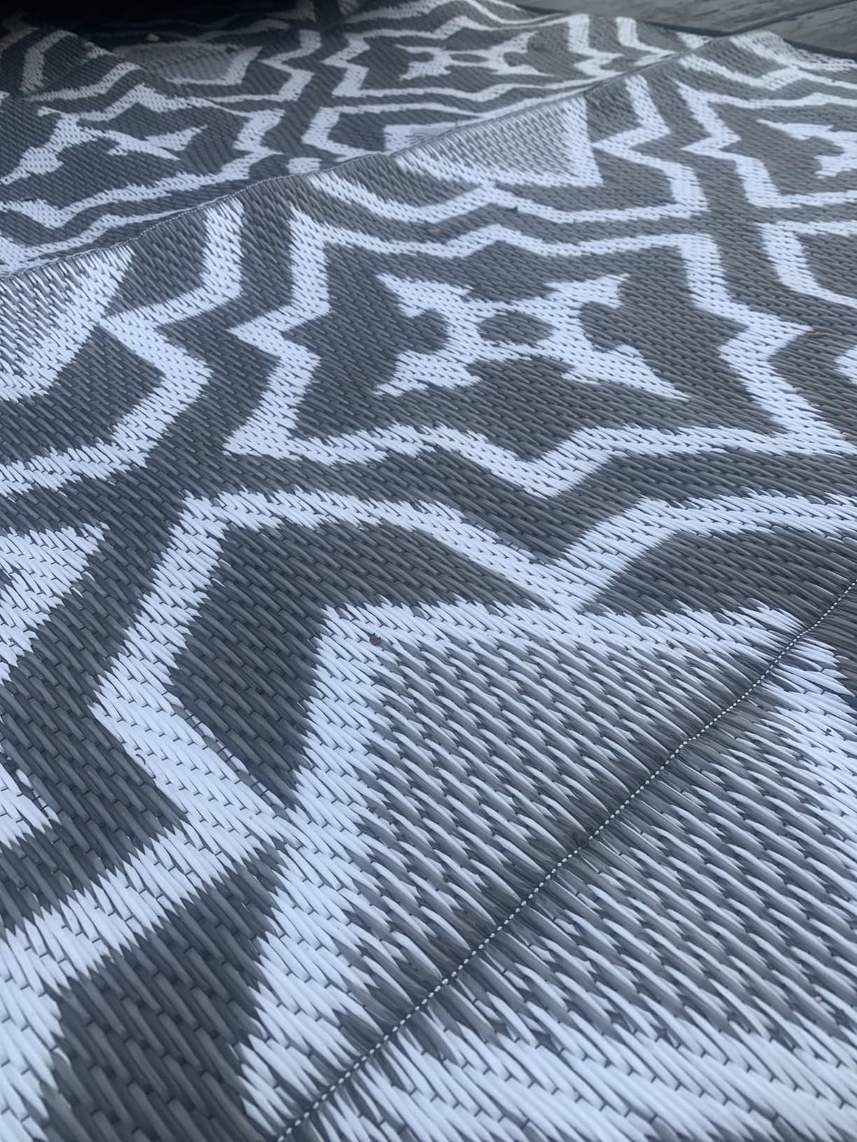 Alfolo Outdoor Rugs for Patio Rv Mats Waterproof Outdoor Rug 9x18 Large Camping Rug Reversible Tightly Woven Plastic Straw Rug Rugs, Clean Easily Mat for RV, Deck, Camping,Pool, Rv Essentials customer photo 1