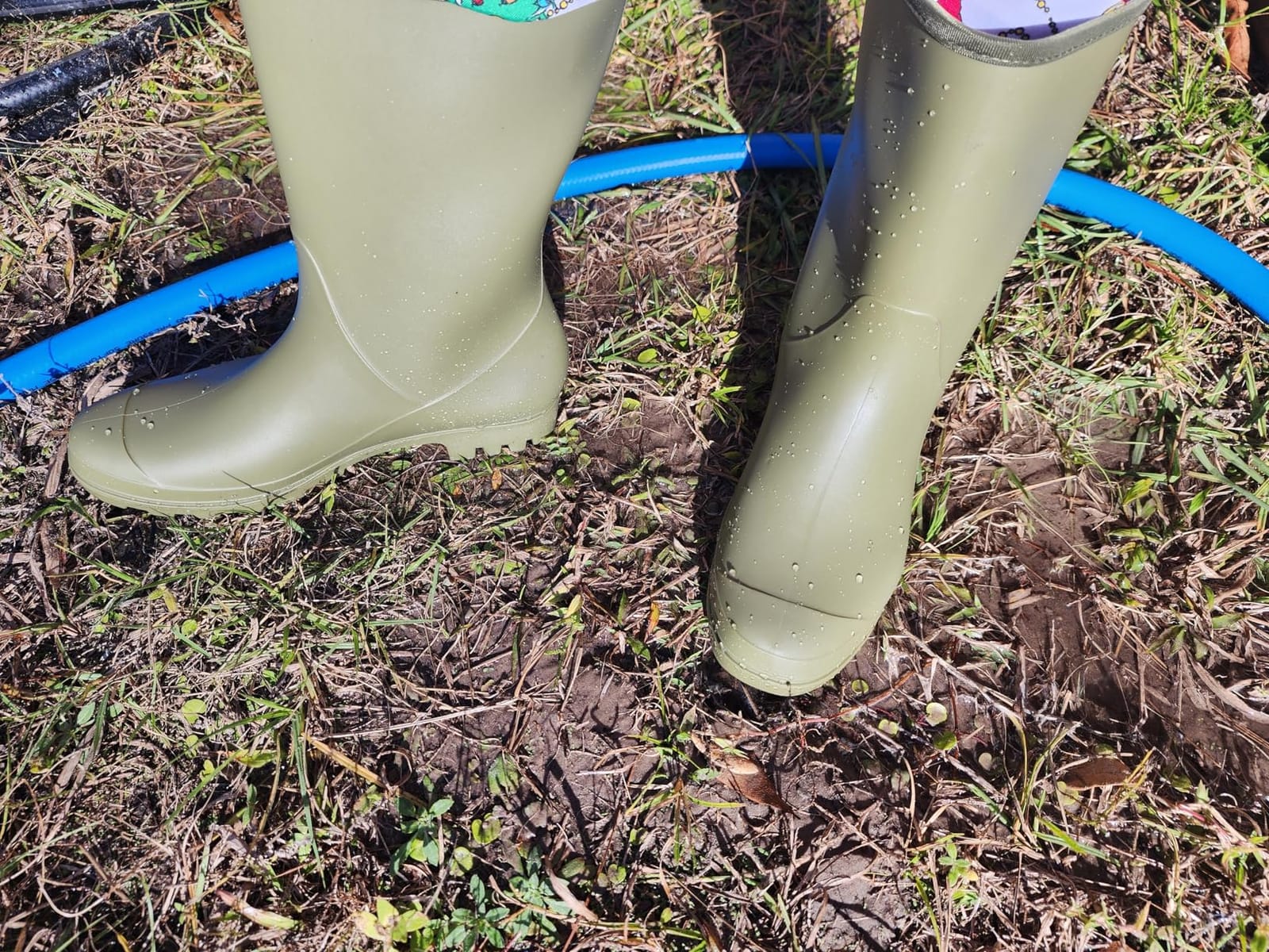 Wide Calf Women's Rain Boots Waterproof PVC Rubber Garden Boot Outdoor customer photo 1