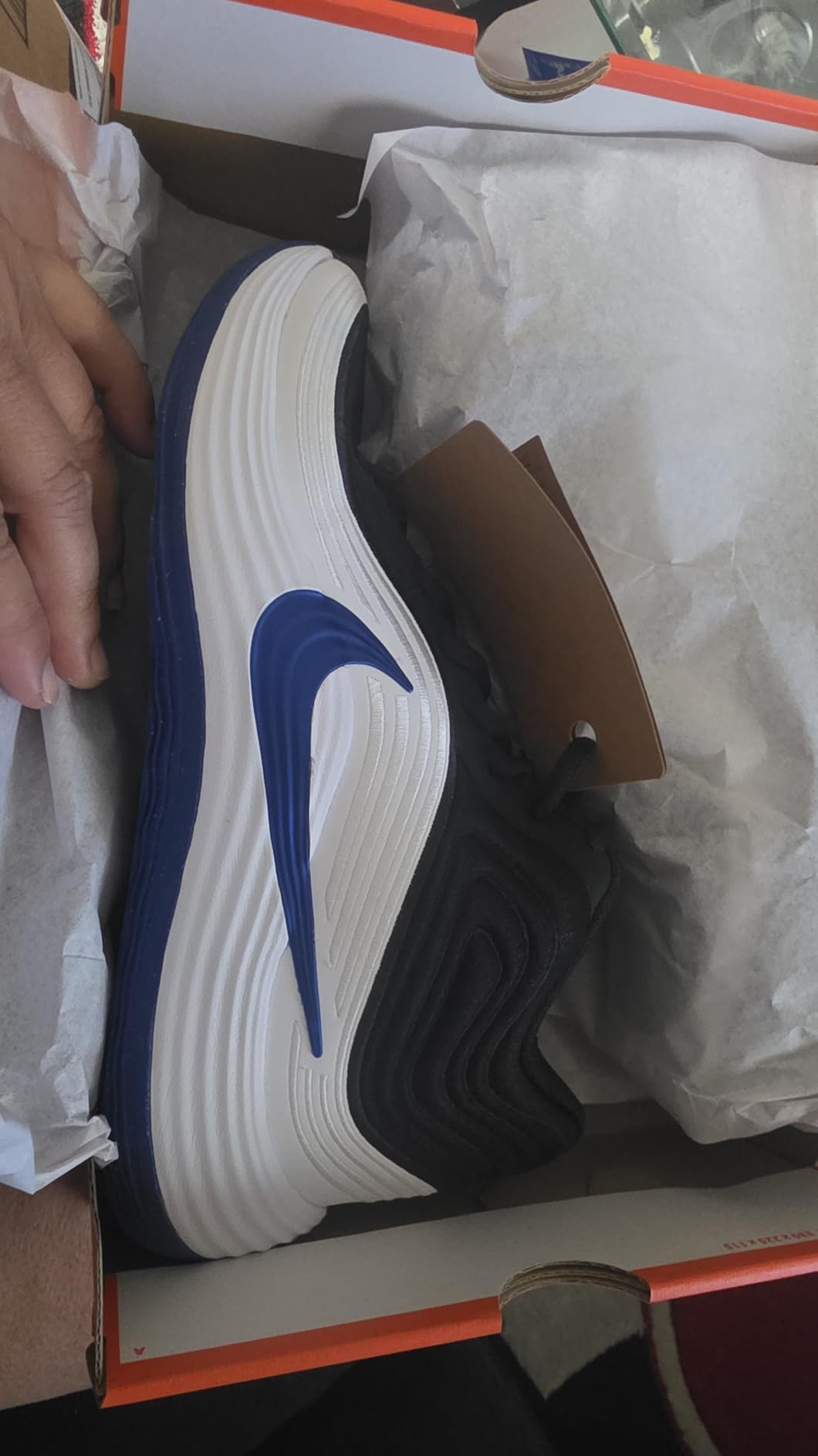Nike Unisex Adult Precision 8 Mid Basketball Shoes customer photo 1