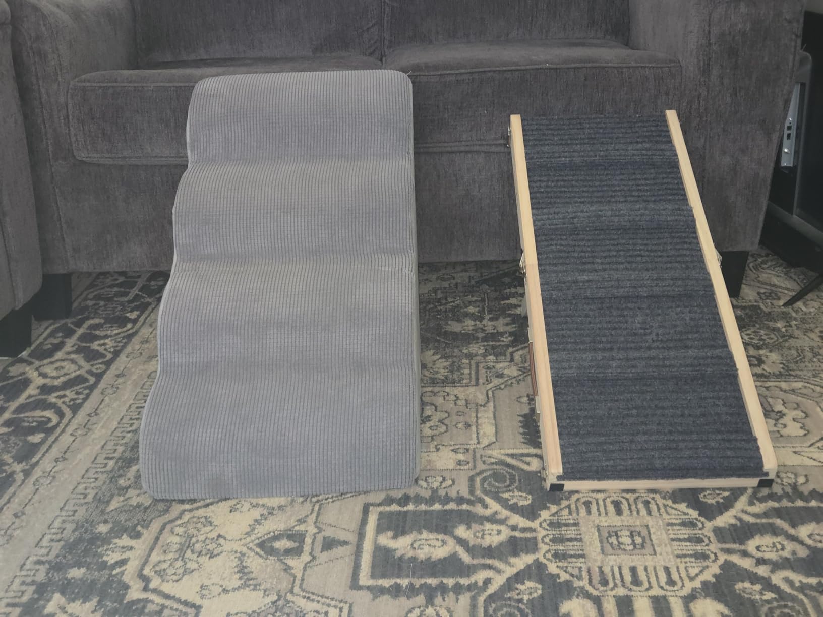 Pawaboo 2026 Upgraded Small Dog Ramp for Couch Foldable, 5 Ajustable Height customer photo 2