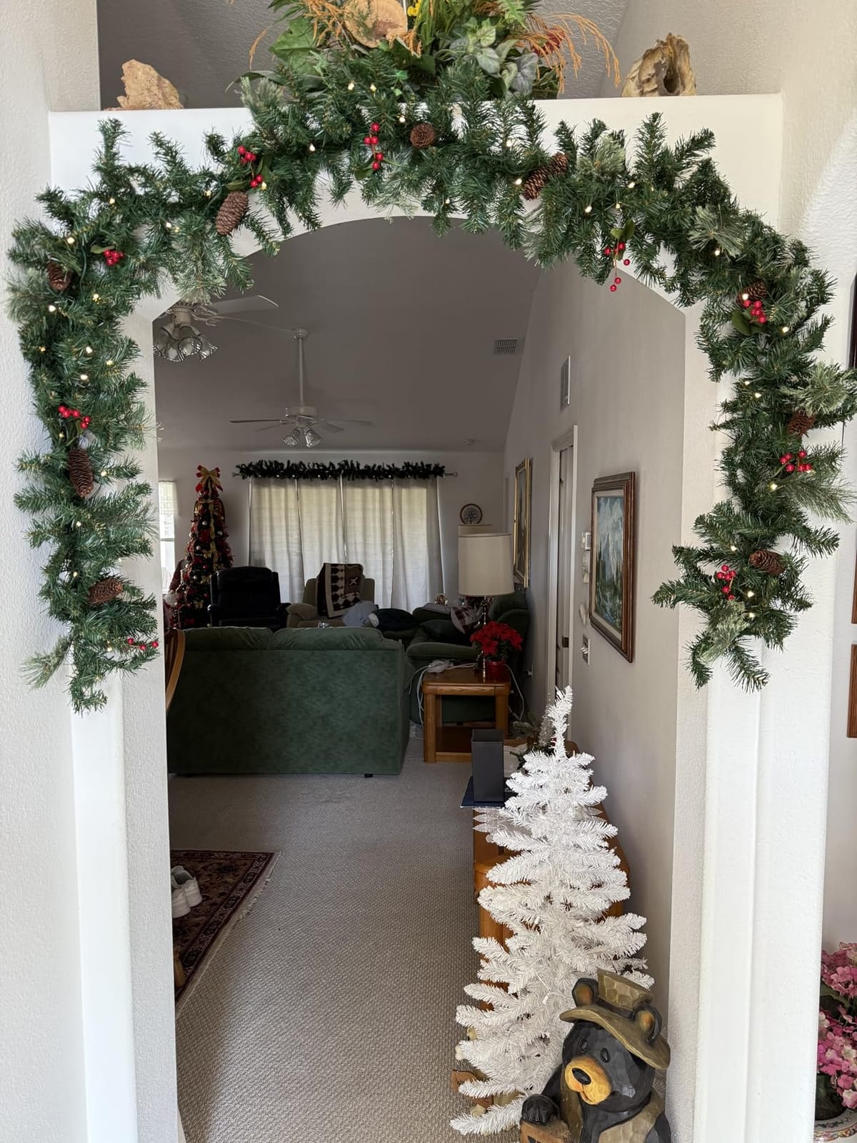 SHareconn 2Pcs 9FT Prelit Artificial Christmas Garland with Color Changing Lights and Timer by Batteries Operated for Mantle Table Stairs Fireplace Xmas Decoration, Holiday Indoor Outdoor, 9 FT, Snow customer photo 1