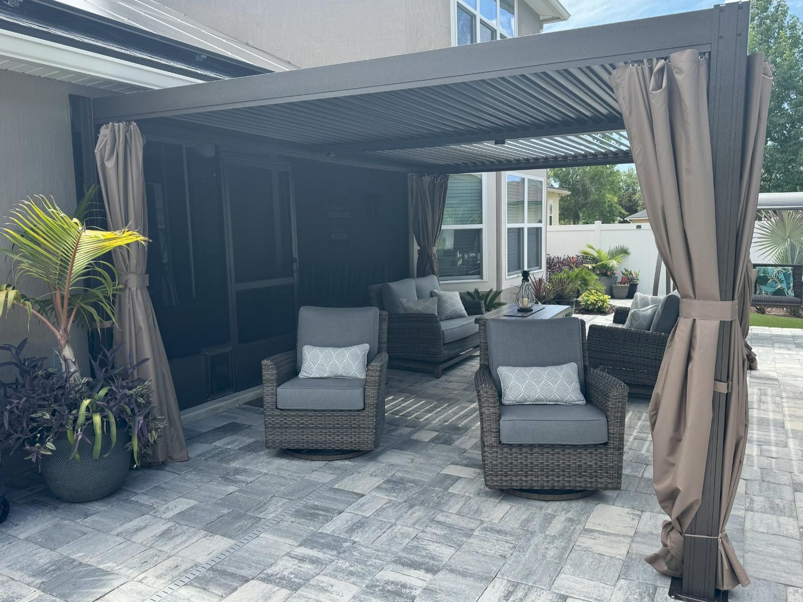 Domi 10x12 Aluminum Outdoor Louvered Pergola with Curtains and Netting customer photo 1