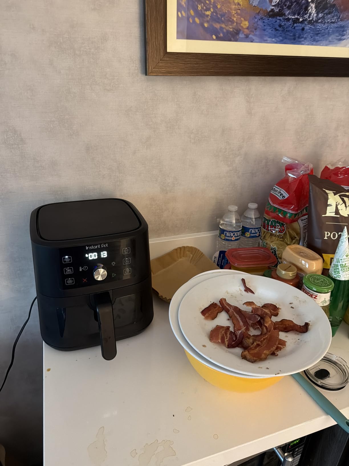 Instant Pot 4Qt VORTEX 6-in-1 Mini Air Fryer, Custom Program Options, Air Fry, Broil, Roast, Dehydrate, Bake, Reheat, Sea Salt, 4 Quarts customer photo 2