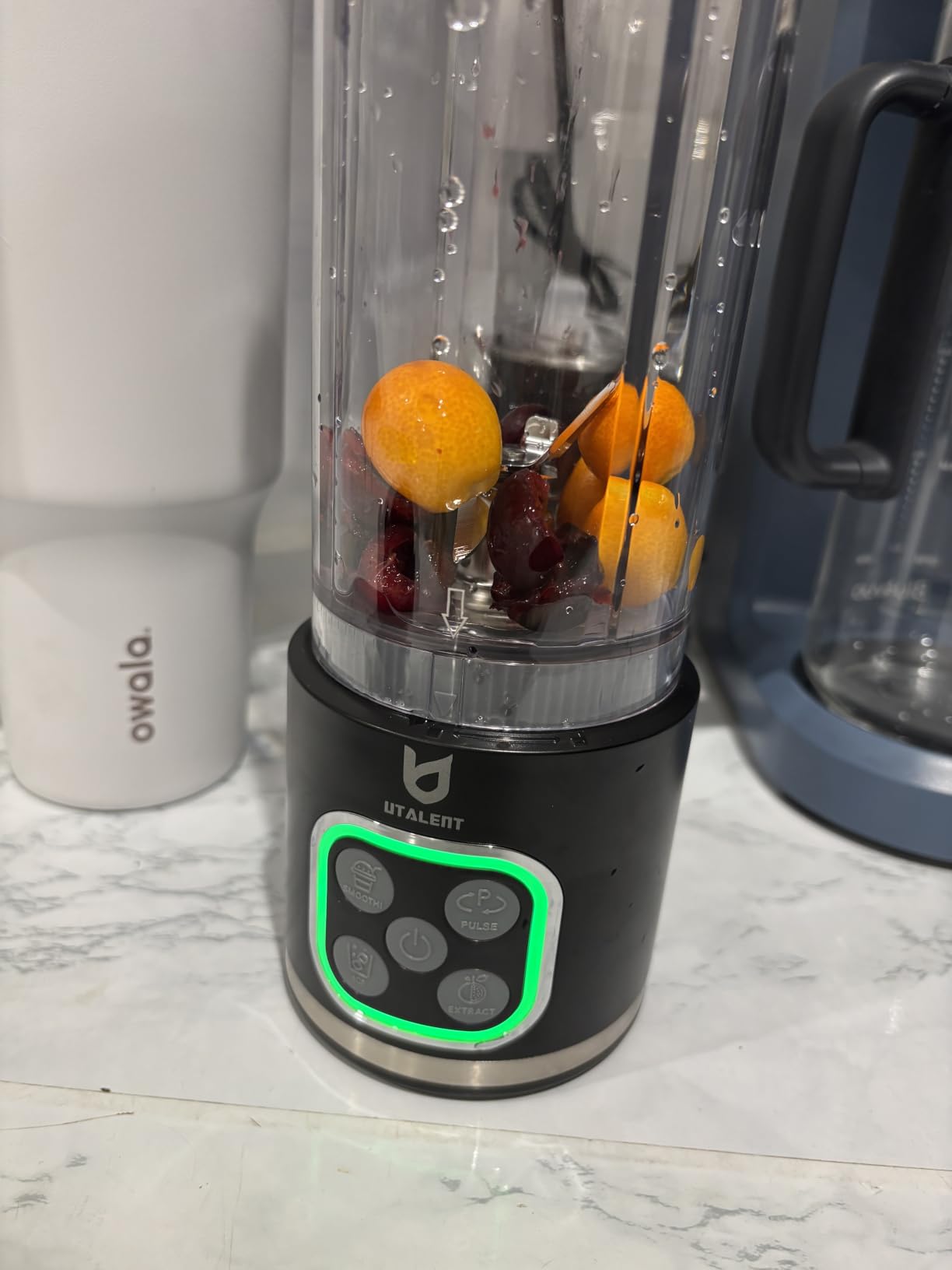 UTALENT Cordless Portable Blender, Ice Crush, 700W Motor, 25oz Cup, 4 Mode customer photo 1