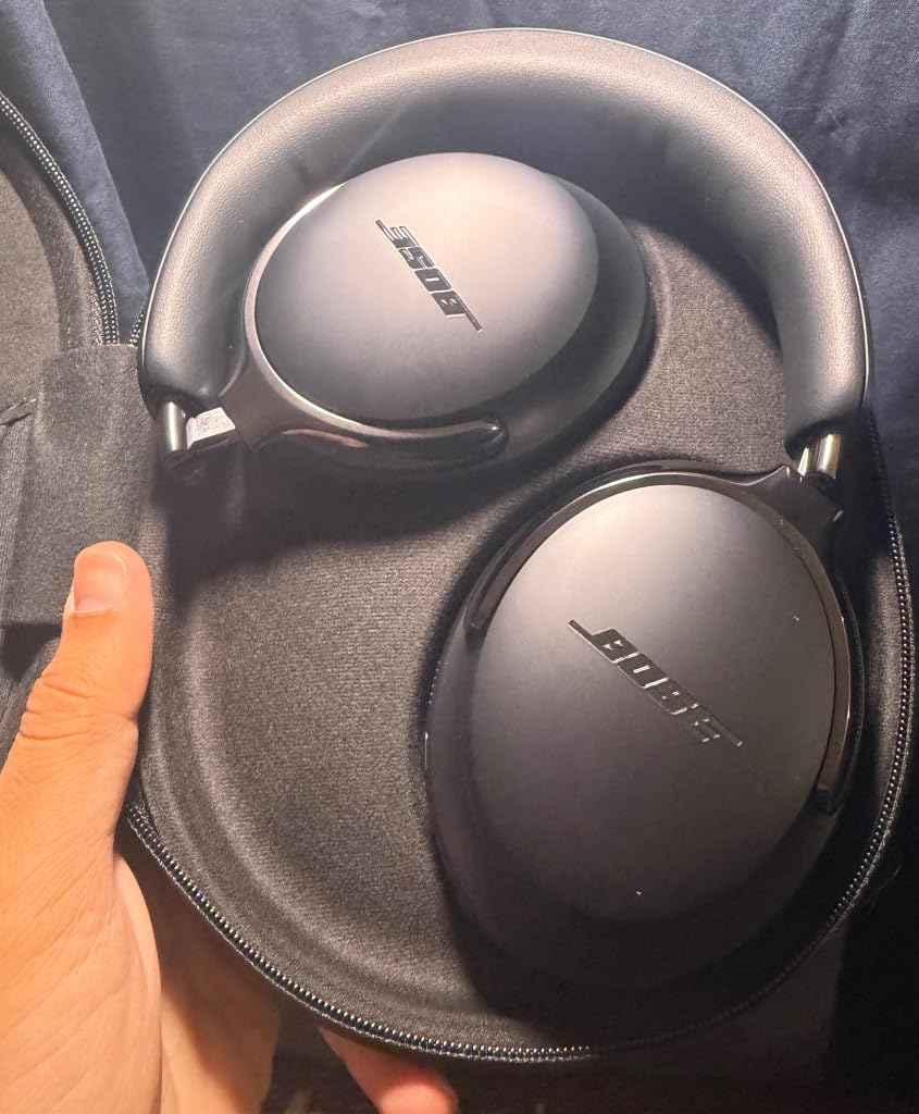 Bose QuietComfort Ultra Bluetooth Headphones (2nd Gen), Wireless Headphones with Spatial Audio, Over Ear Noise Cancelling with Mic, Up to 30 Hours of Play time, Driftwood Sand - Limited Edition customer photo 2