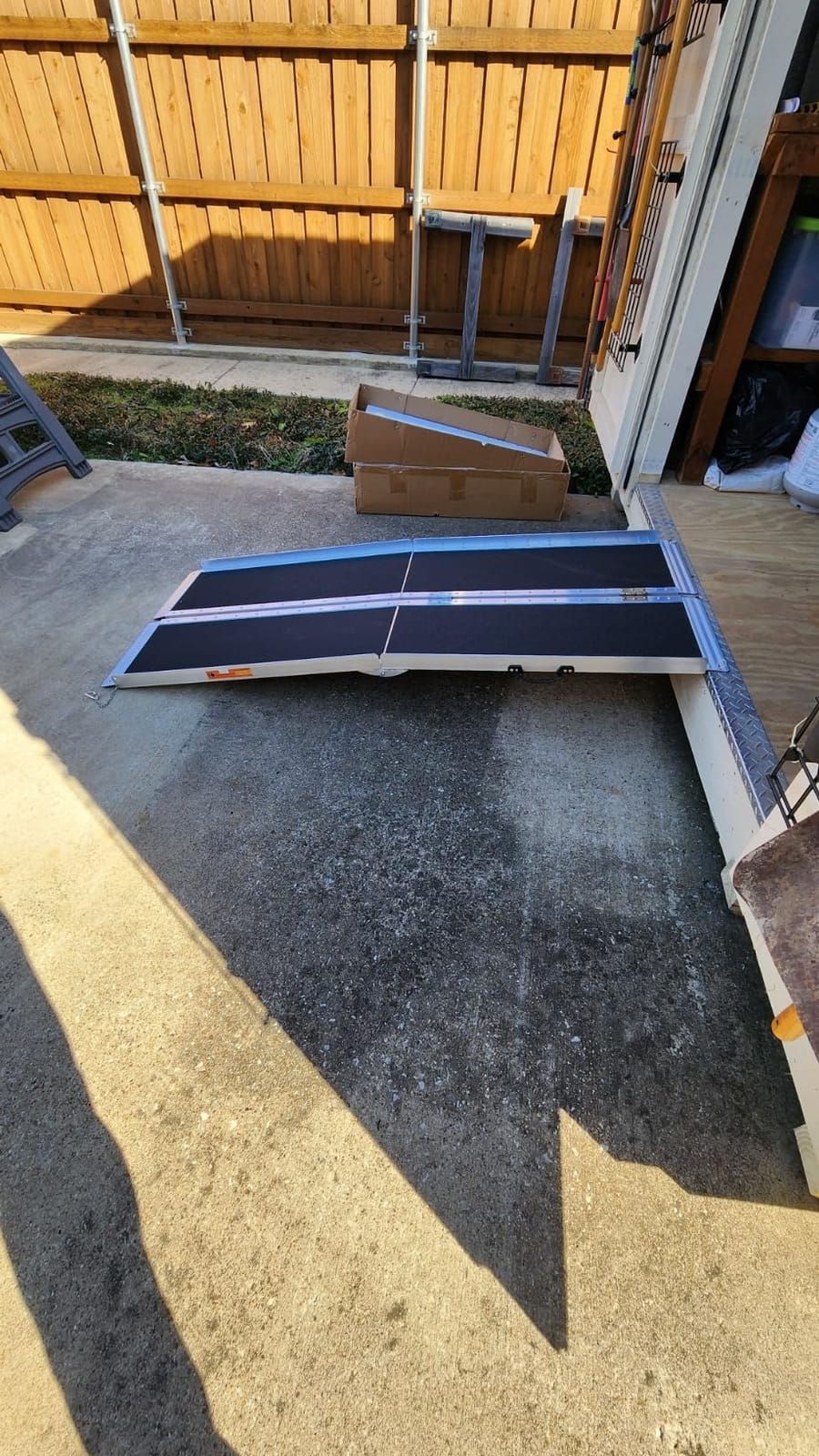 FACHNUO 12FT Wheelchair Ramp with Support Legs, Adaptive Rotatable Tailgat customer photo 1