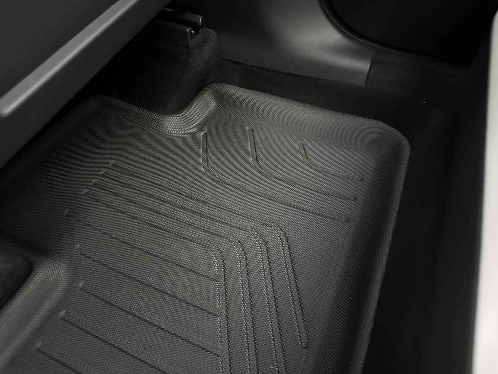 YITAMOTOR Floor Mats for Tesla Model Y 5 Seater 2024-2020, Custom Fit All Weather Floor Liners, Automotive Interior TPE Cargo Liner Frunk Mat Accessories for Model Y (NOT for Juniper), 6 Pcs Mats Set customer photo 2