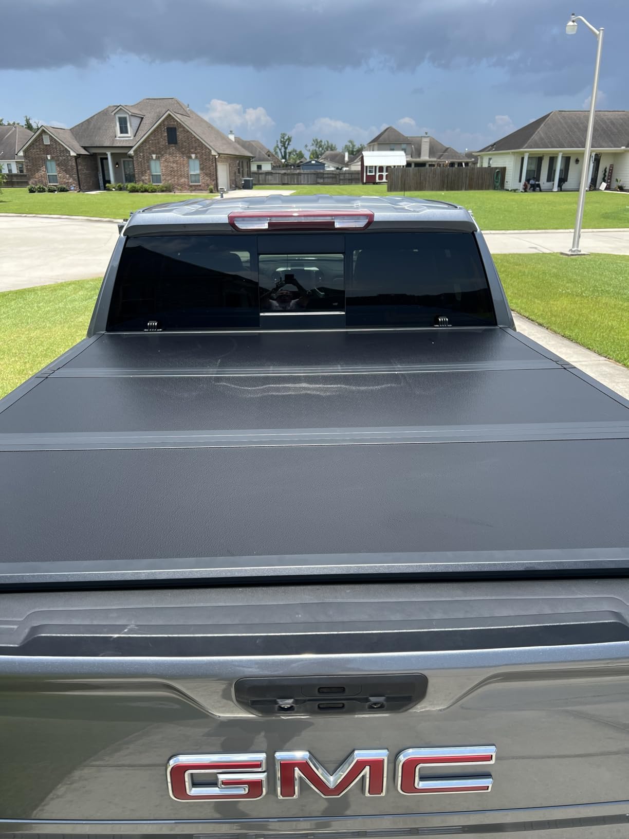 FRP Hard Tri-Fold Tonneau Cover Truck Bed Compatible with 2005-2026 Nissan Frontier & 2009-2012 Suzuki Equator 6FT/73.3inch |for Models with or Without The Deck Rail System| customer photo 2