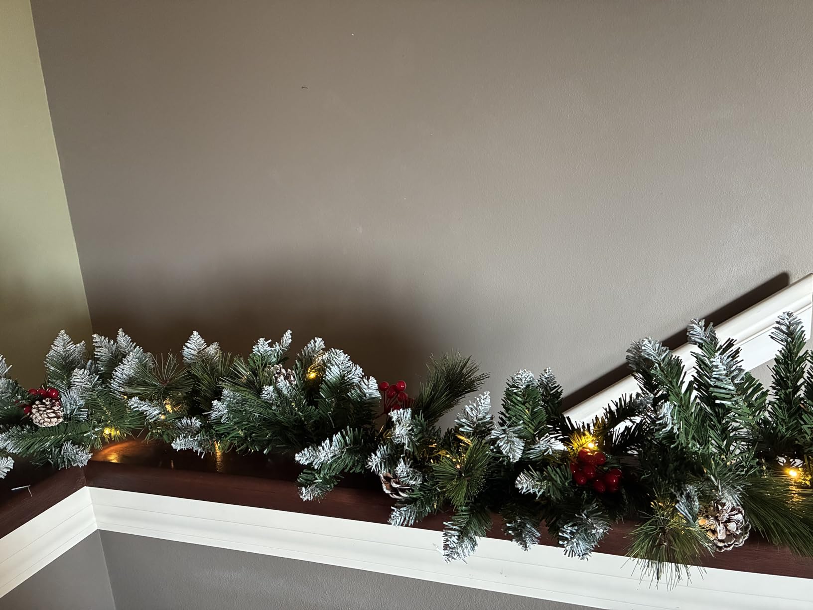 Christmas Garland with Lights - 9FT Pre-Lit Flocked Garland with 30 LED Bulbs, Red Berries, Pine Cones, Artificial Pine Battery Operated Garland for Fireplace, Staircase, Indoor & Outdoor Decoration customer photo 2