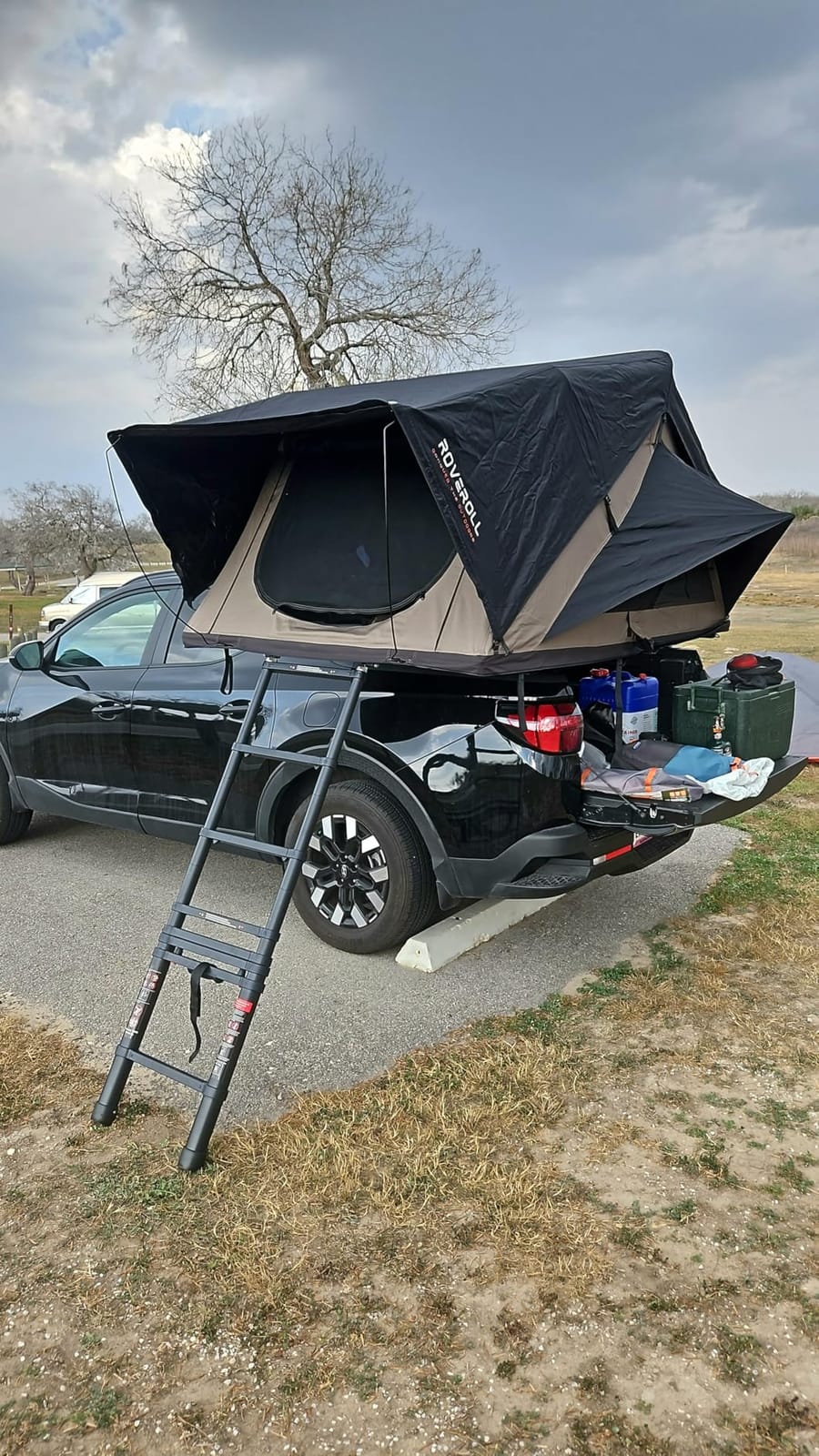 Hardshell Rooftop Tent, Roof Top Tent for 2-3 Person, with LED Light Strip, USB Charing Station, Aluminum Telescopic Ladder, Memory Mattress, for Truck, Jeep, SUV, Van customer photo 2