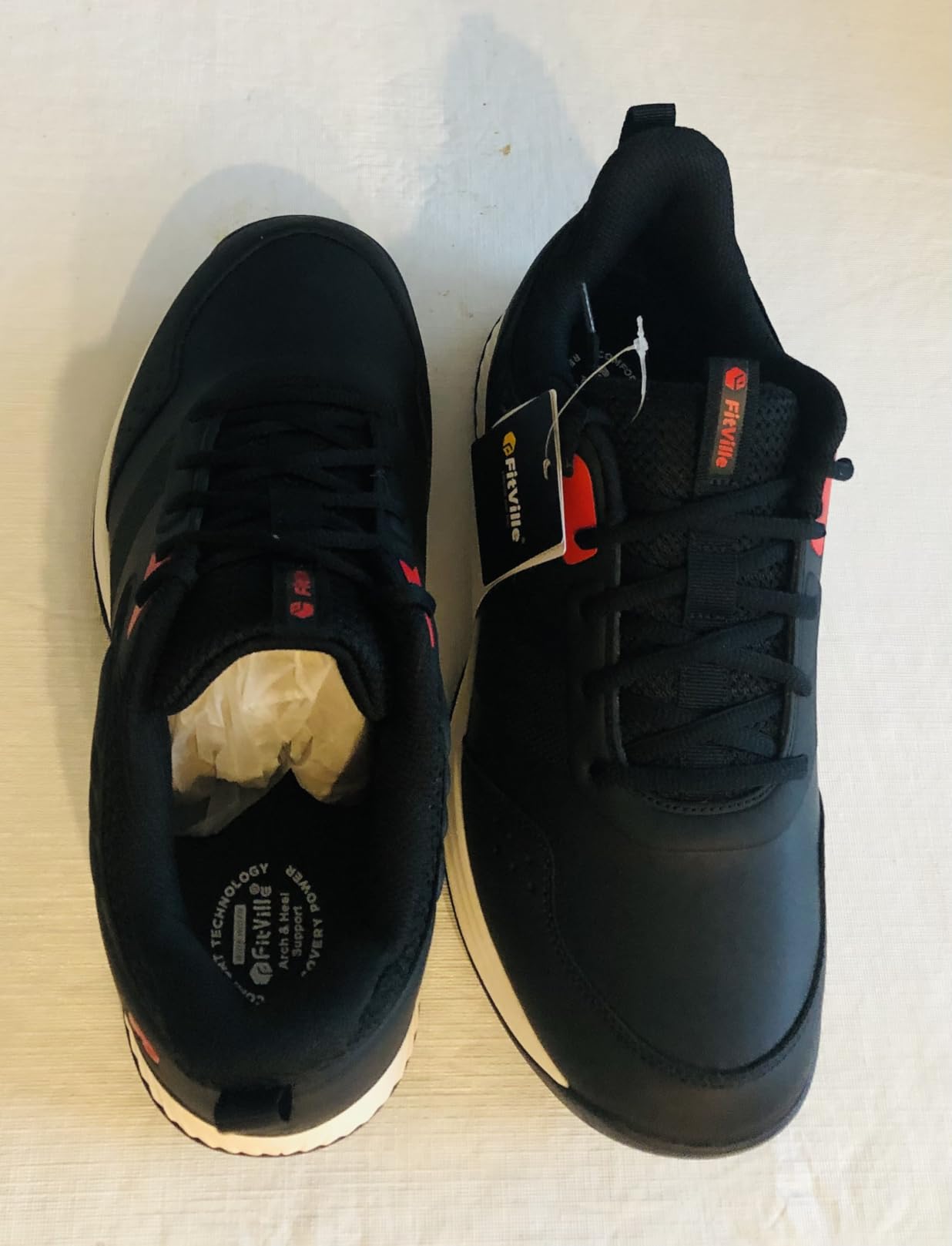 FitVille Extra Wide Golf Shoes for Men Arch Support Spikeless Golf Sneakers customer photo 1