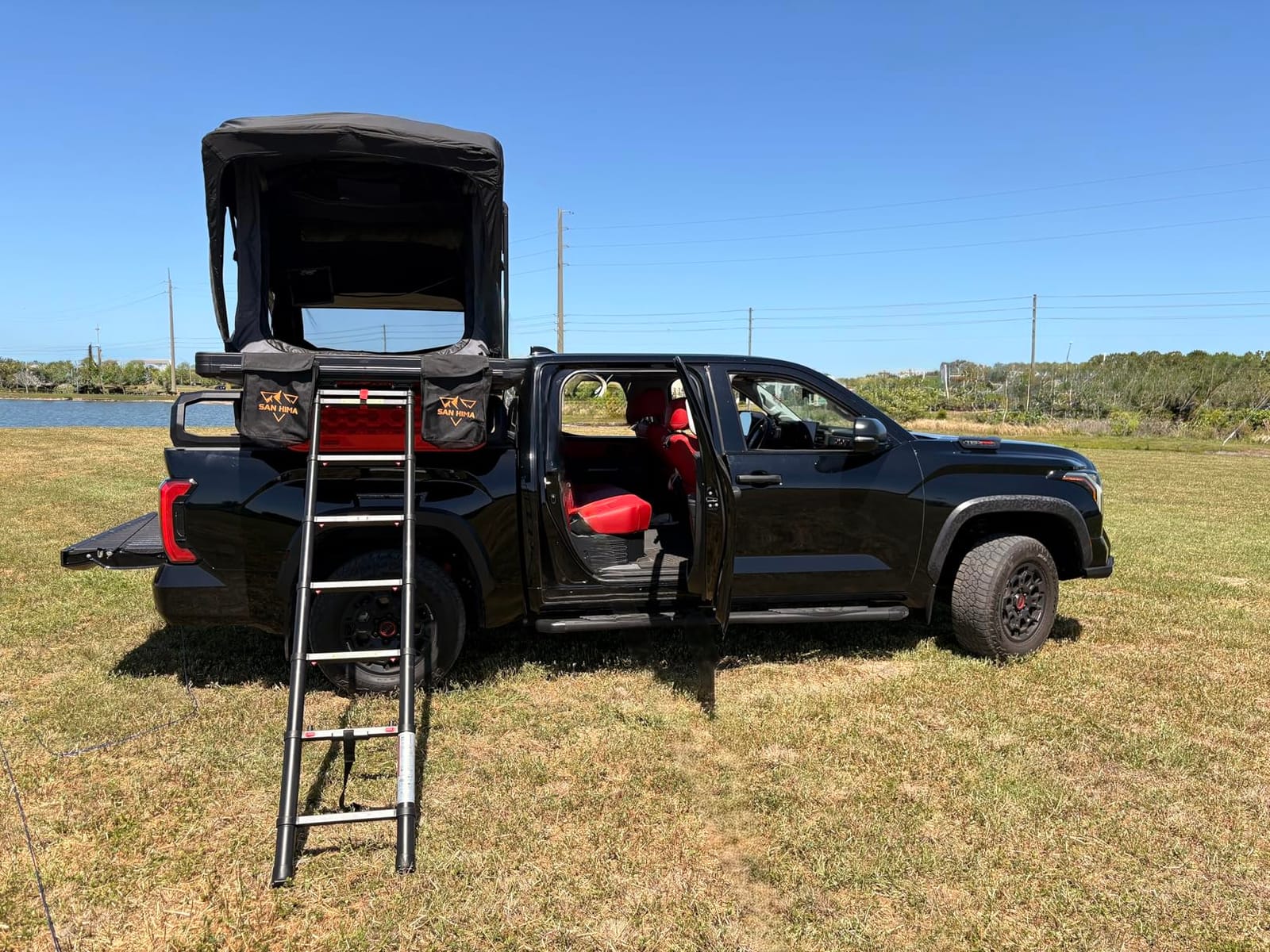 SanHima Rooftop Tent Hard Shell, Aluminium Fold-Out SUV Truck Roof Top Tent customer photo 1
