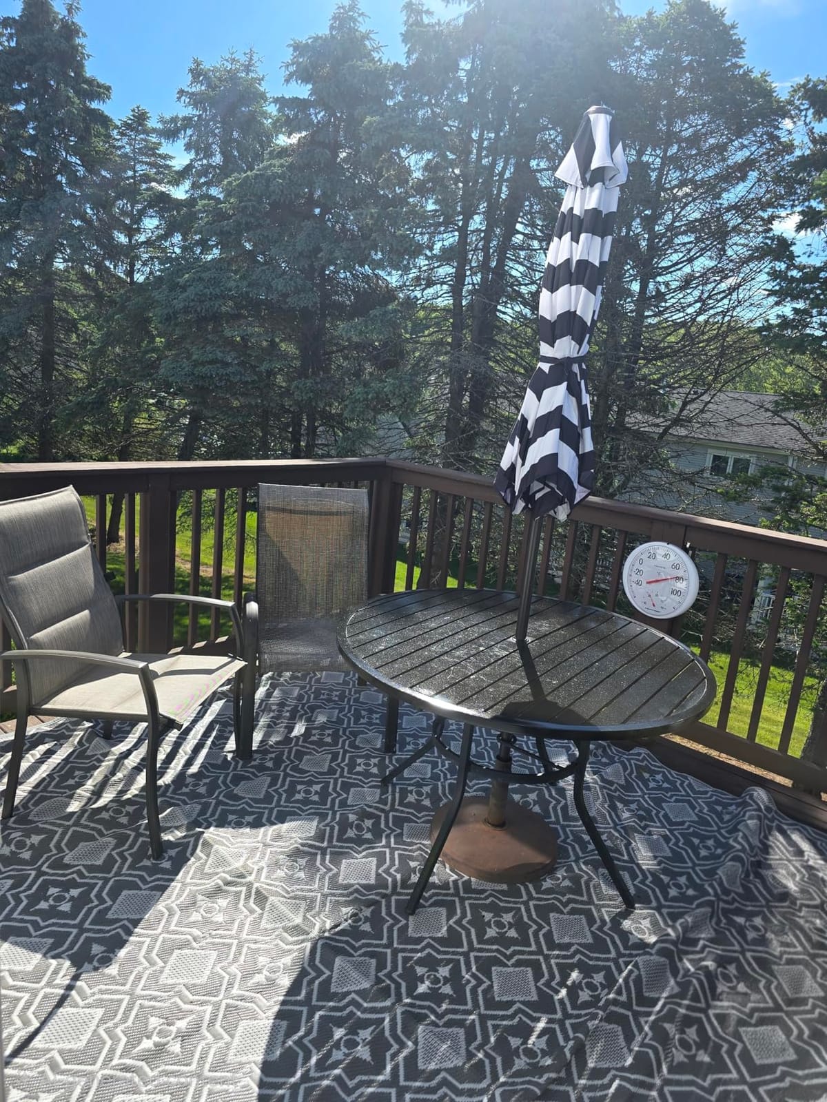 Blissun 10FT Patio Umbrella, Outdoor Table Umbrella, Yard Umbrella, Market Umbrella with 8 Sturdy Ribs, Push Button Tilt and Crank, Tan customer photo 2
