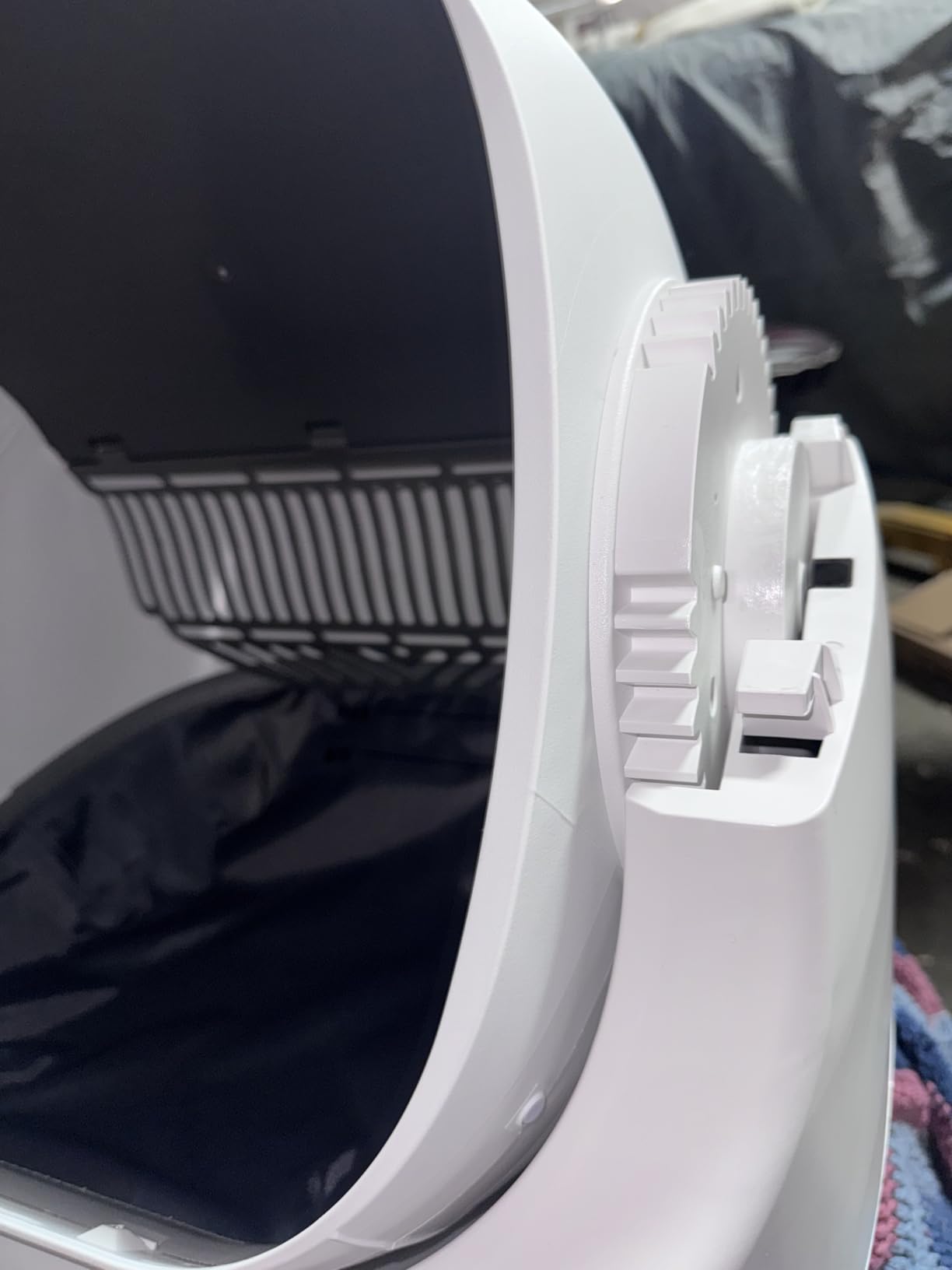 Open-Top Automatic Litter Box, Odor Control, Ready to Use, Self Cleaning customer photo 2