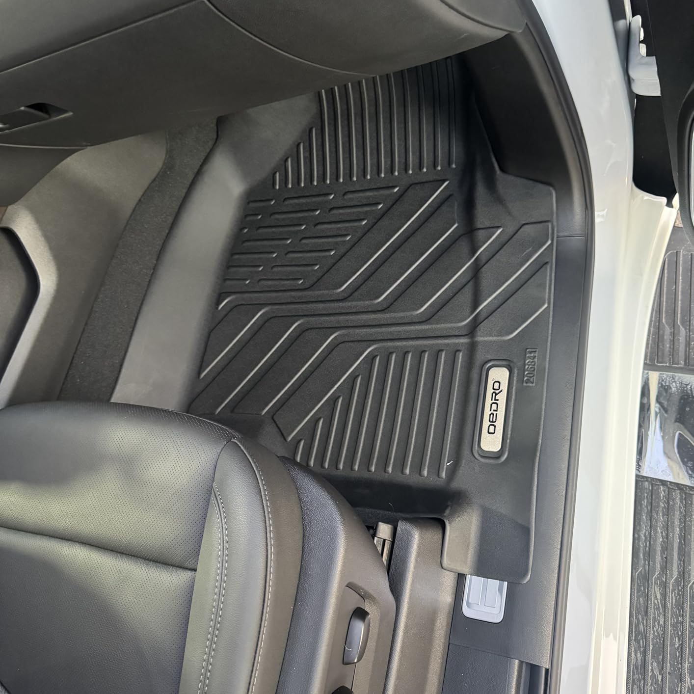OEDRO Upgraded Floor Mats for 2019-2026 Chevy Silverado/GMC Sierra 1500 Crew Cab & 2020-2026 Silverado/Sierra 2500HD 3500HD, Bucket Seat, All Weather Custom Fit Silverado Accessories Floor Liners customer photo 2