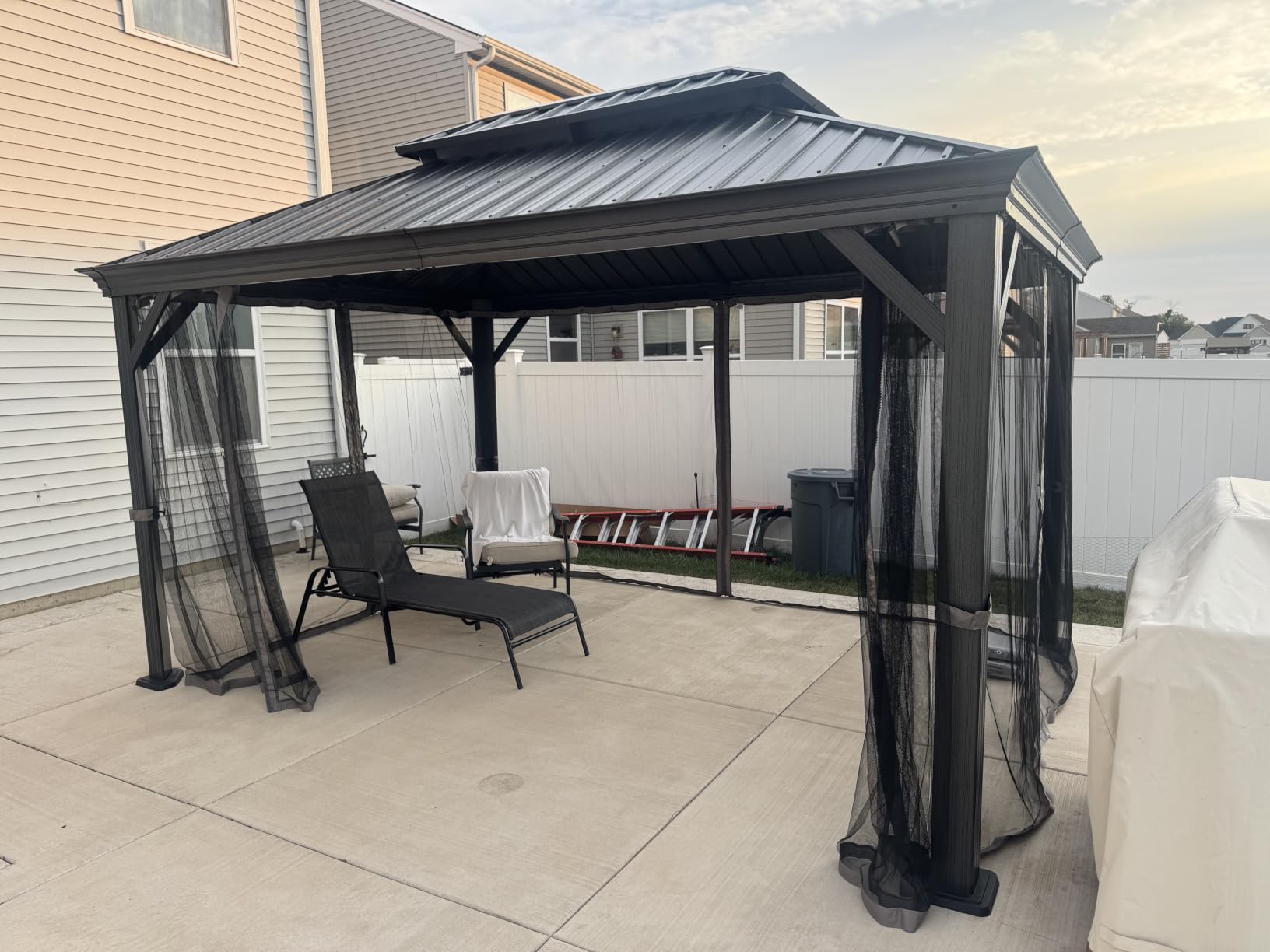 Kozyard Alexander 10' x 14' Hardtop Gazebo, Aluminum Frame customer photo 1