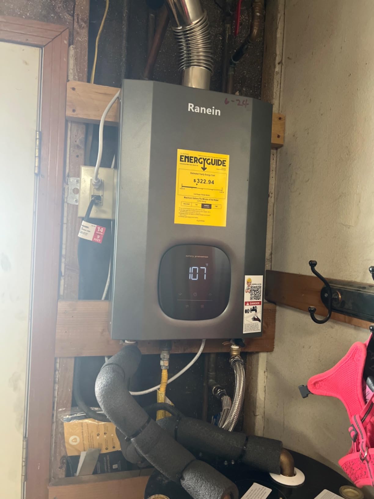 Ranein Natural Gas Tankless Water Heater, 8.5 GPM, 190,000 BTU, Outdoor customer photo 2