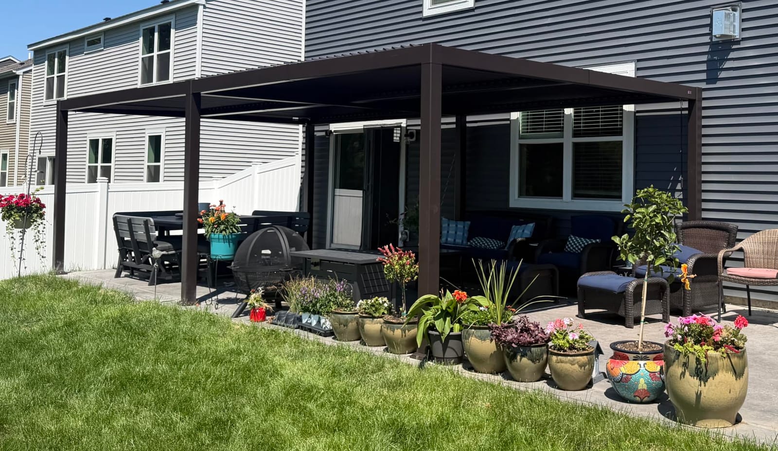 PURPLE LEAF Outdoor Louvered Pergola 10' x 12' Aluminum with LED Bronze customer photo 1