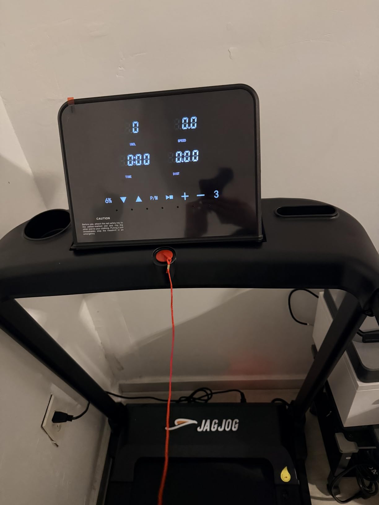 JAGJOG Foldable Treadmill with 15% Auto Incline, 8.8 MPH, 300 lb Capacity customer photo 1