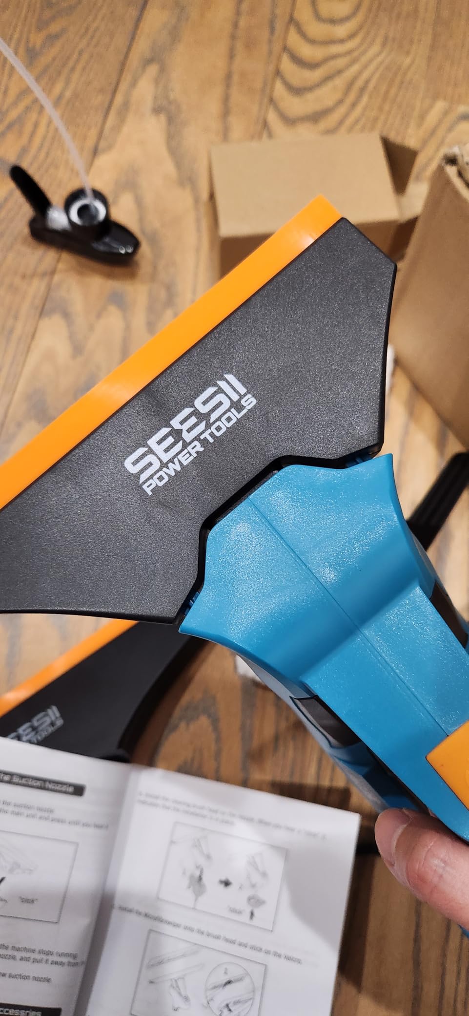 SEESII Cordless Window Vacuum Squeegee Streak-Free for Mirrors Glass Tiles customer photo 2