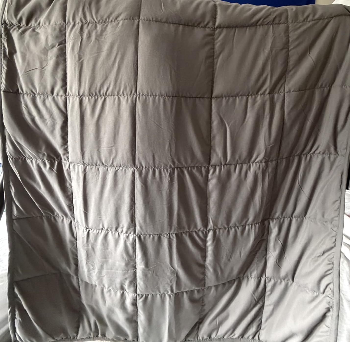 Smart Queen Weighted Blanket 15lbs (48”x72”,Grey) Twin Size Soft Cooling Heavy Blanket for Sleeping, Breathable All Season Comfort with Premium Glass Beads,Machine Washable customer photo 1