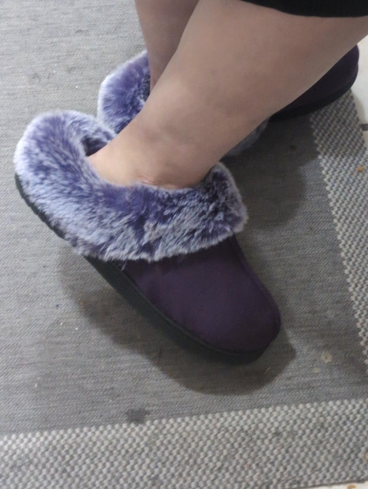HomeTop Women's Slip-on Slippers Fuzzy House Indoor Outdoor Warm Soft Clog customer photo 2