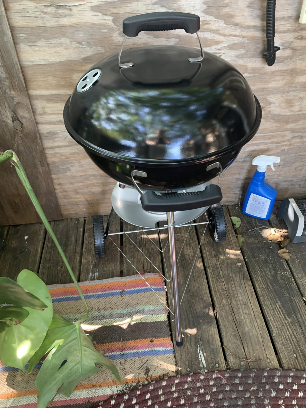 18 inch Charcoal Grill, Portable Kettle BBQ Grills, Perfect BBQ Gift, Durable & Easy to Assemble, Round Barbecue Grill with Wheels and Lid for Outdoor Cooking, Patio and Beach, Black customer photo 1