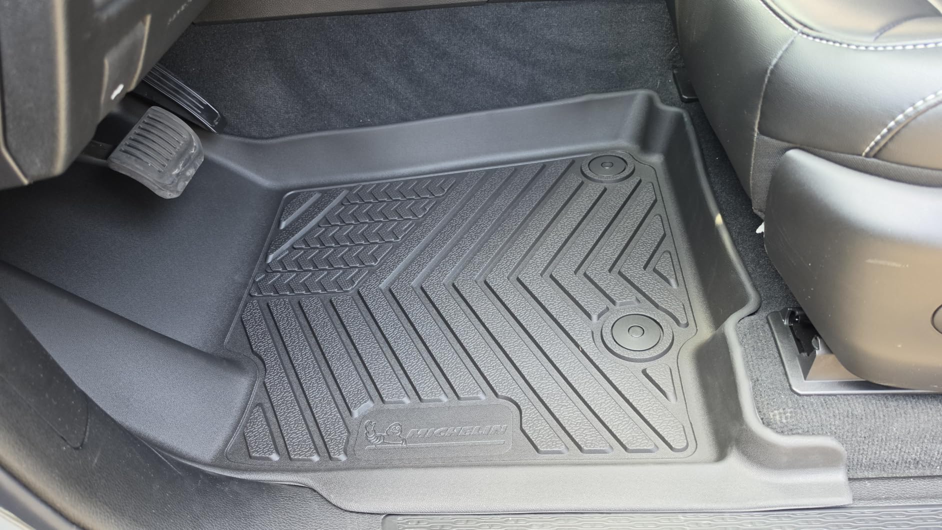 Michelin Vehicle Mats for 2023-2026 Tesla Cybertruck Full Set Floor Mats customer photo 1