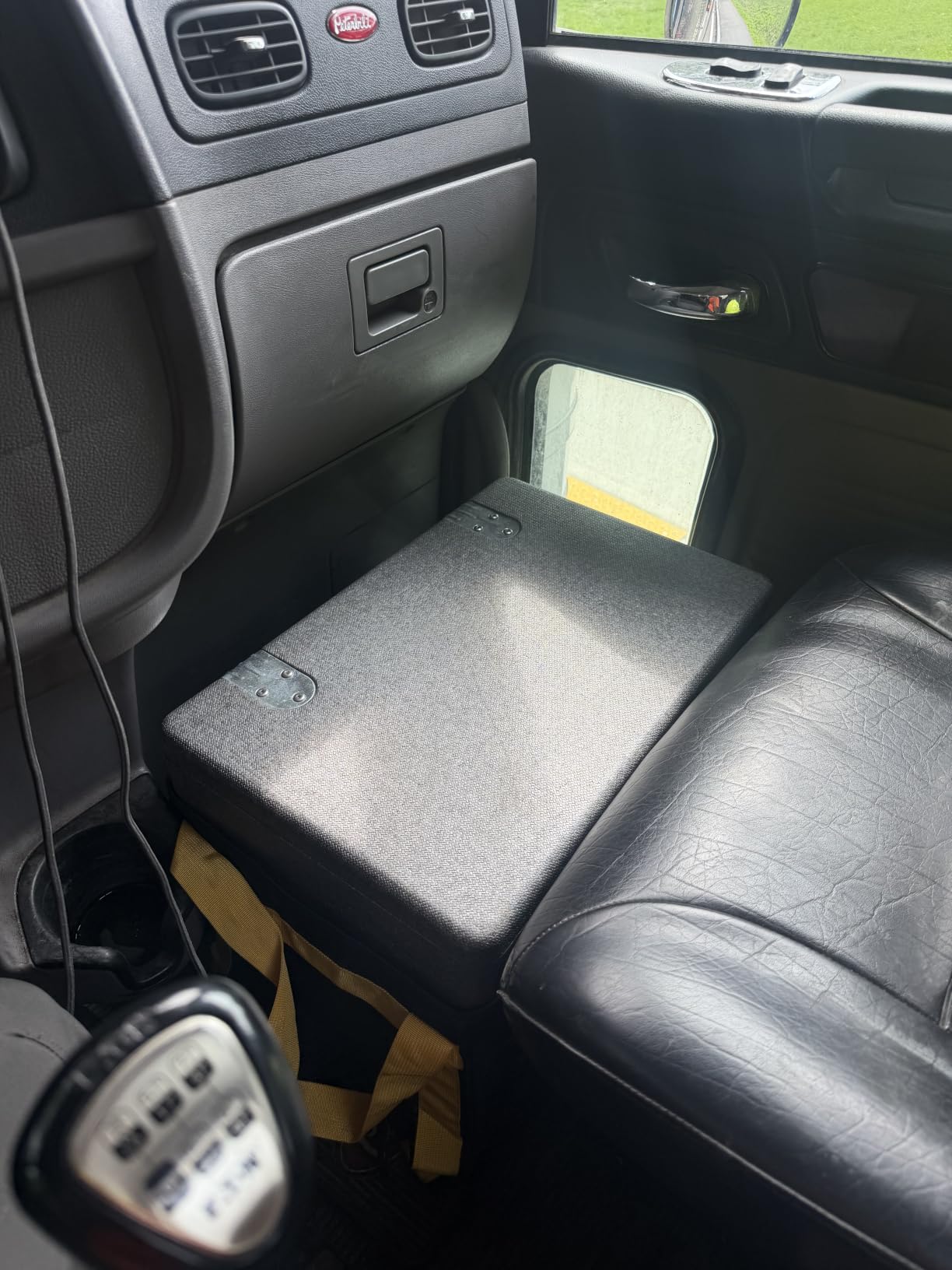 VEVOR 12 Volt Refrigerator, 42.3 QT/ 40L Car Fridge, Portable Ultra-Light EPP Freezer, APP Control Electric Compressor, 12V/24V DC, 14℉ to 50℉, for Truck Van RV SUV Boat Travel Camping ASIN B0GZB65DNP customer photo 2