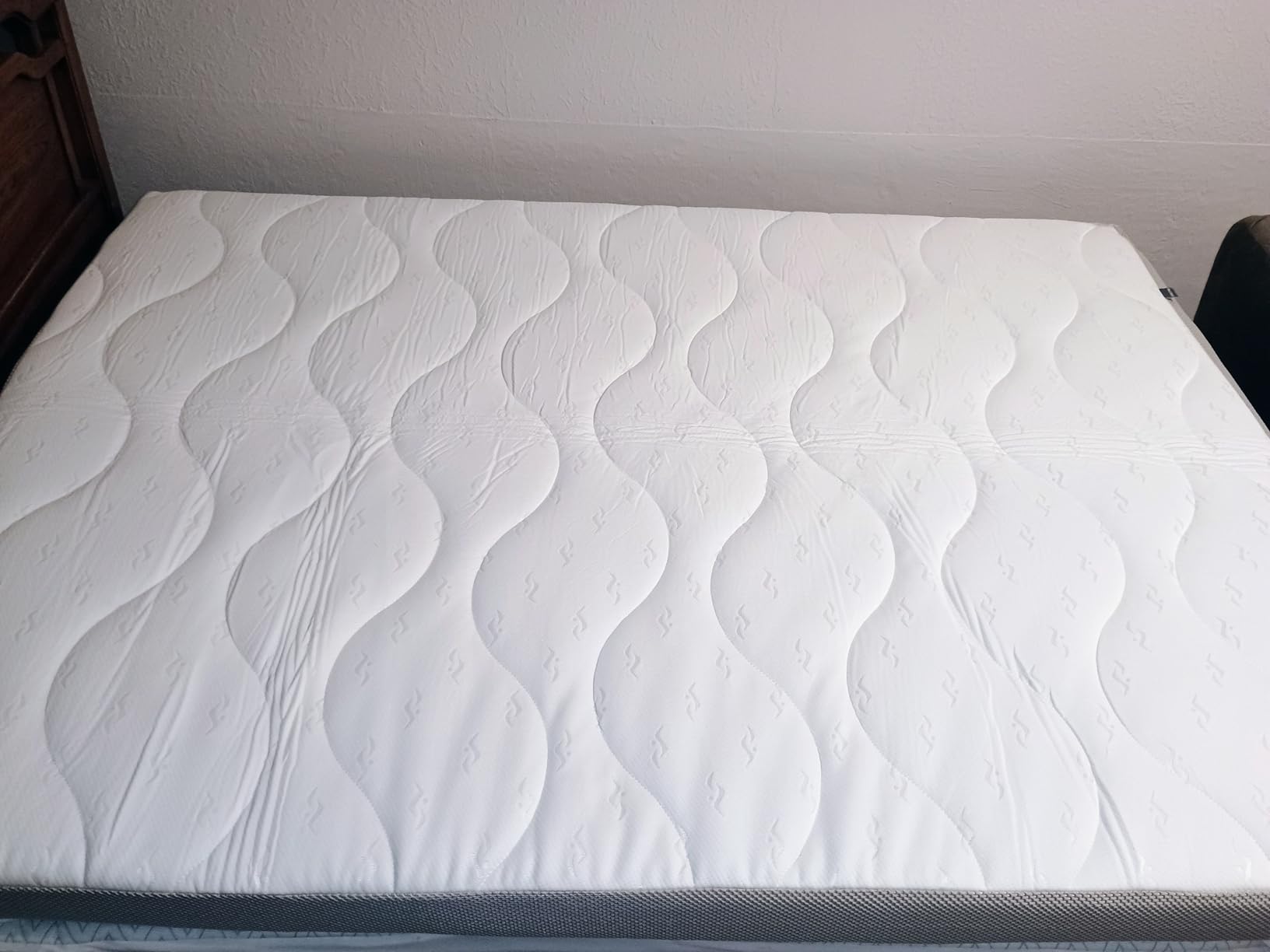 Sleepmax Extra Firm Mattress Topper Queen Size 2 Inch - Cooling Memory Foam Bed Topper - Back Pain Relief - High-Density Foam Pad for Extra Support - No Odor, CertiPUR-US Certified, Back Side Sleepers customer photo 2