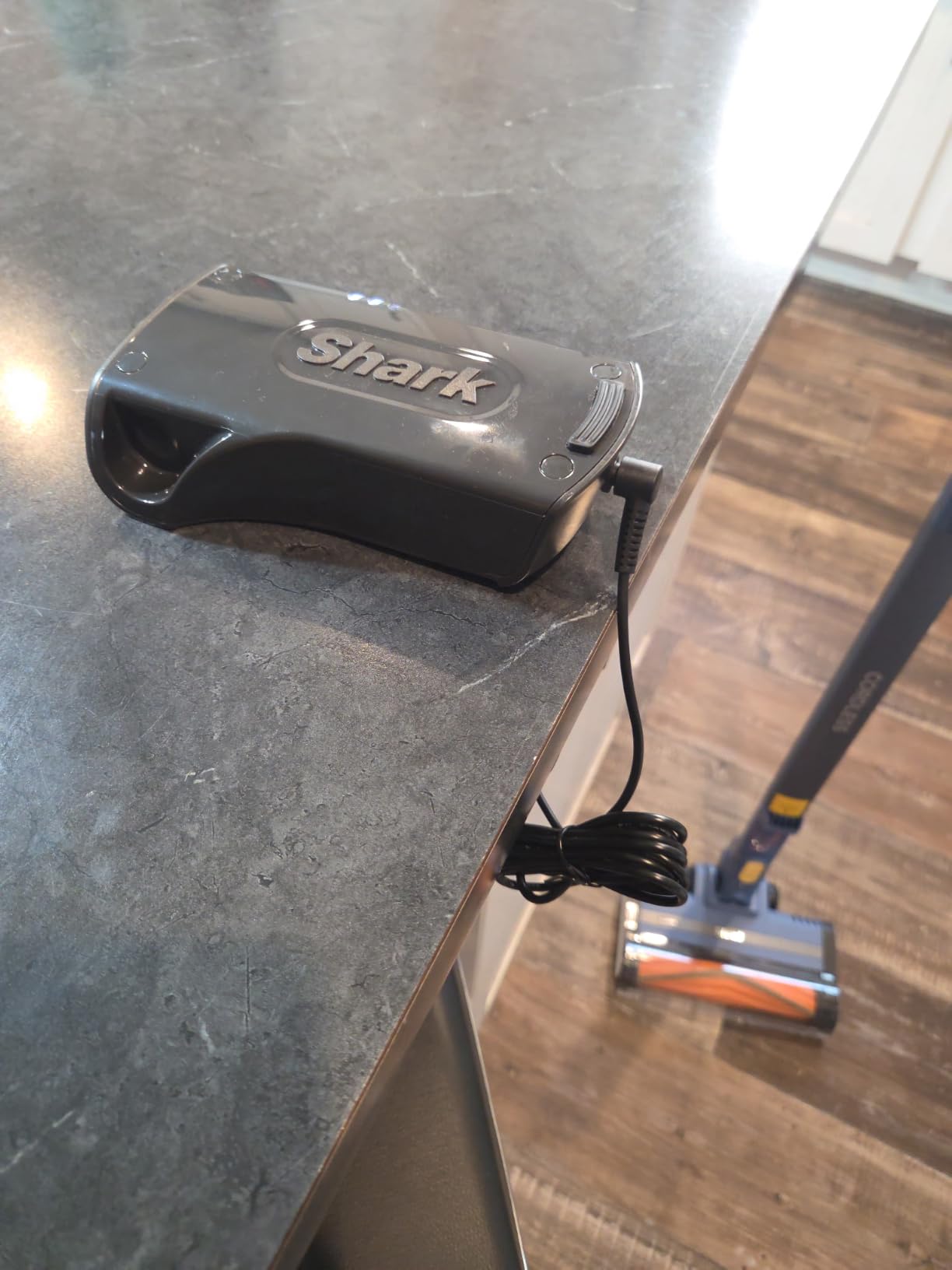 Shark Cordless Pet, Cordless Lightweight Stick Vacuum Cleaner, IY143H customer photo 2