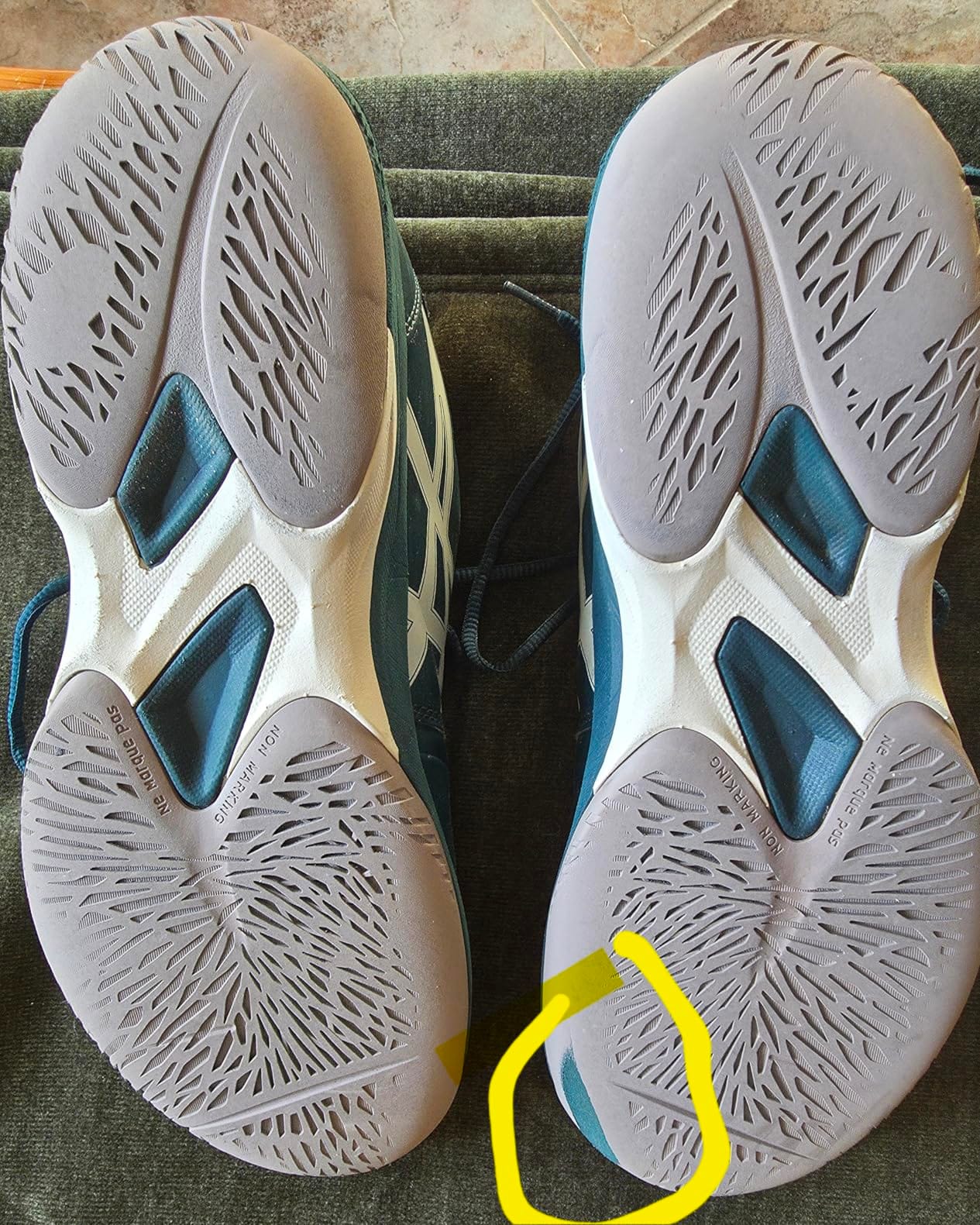 ASICS Men's Game FlyteFoam Pickleball Shoes customer photo 1