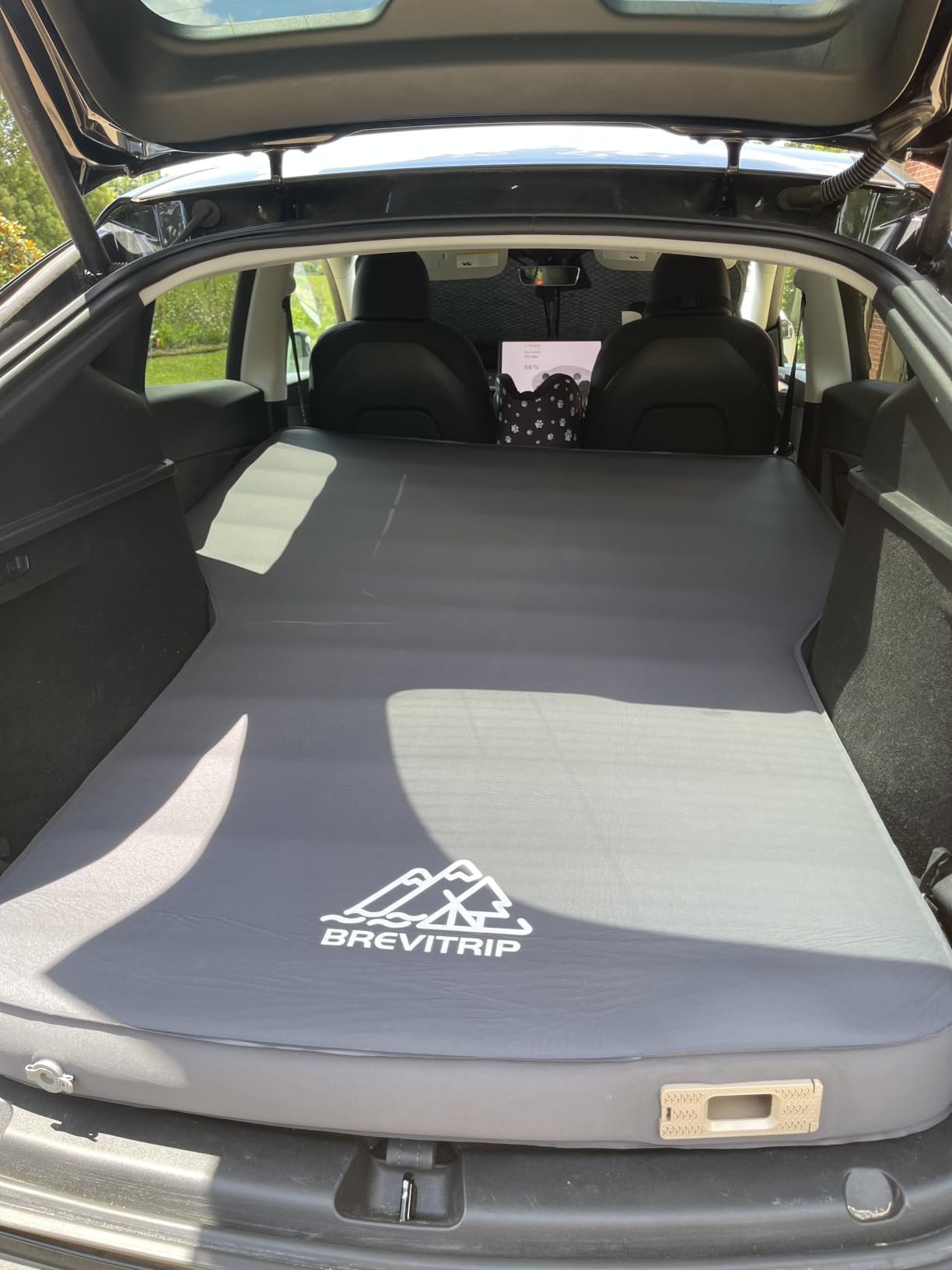 Self-Inflating Tesla Model Y Mattress, 4
