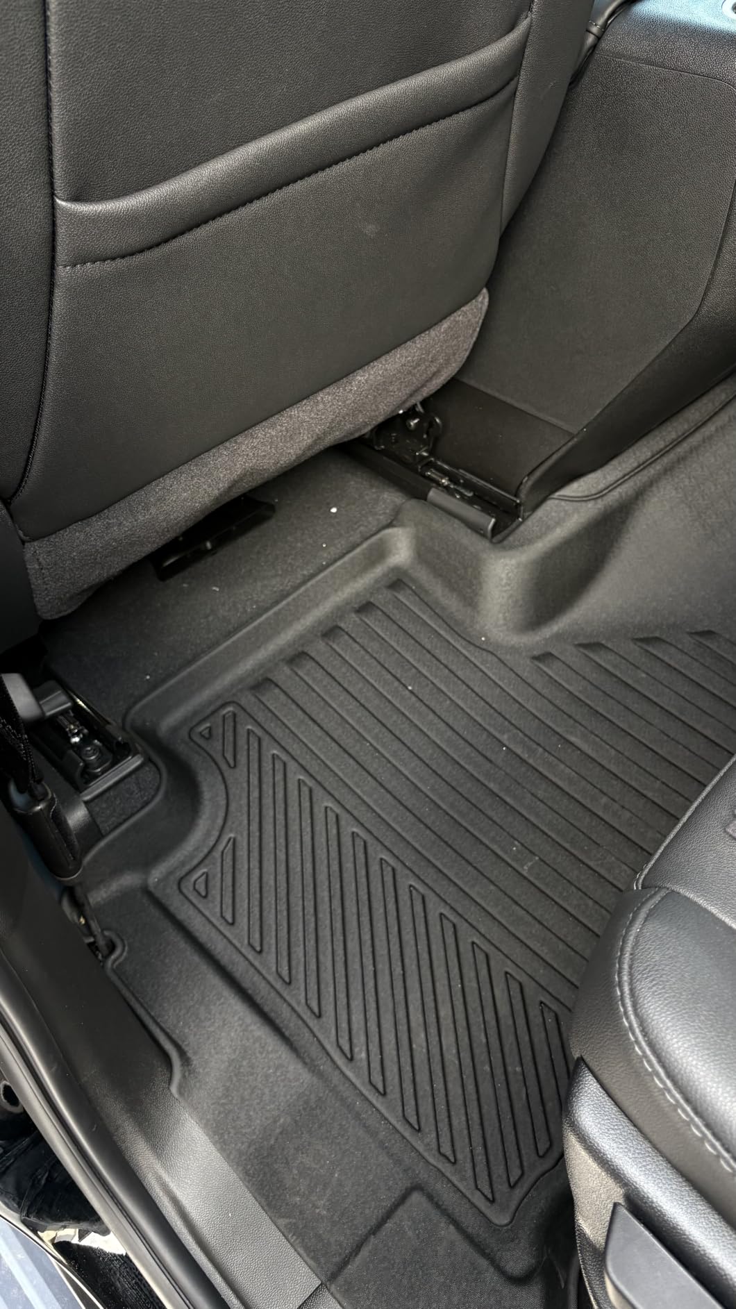 Naibeve Floor Mats for 2025-2026 Tesla Model Y Juniper customer photo 1