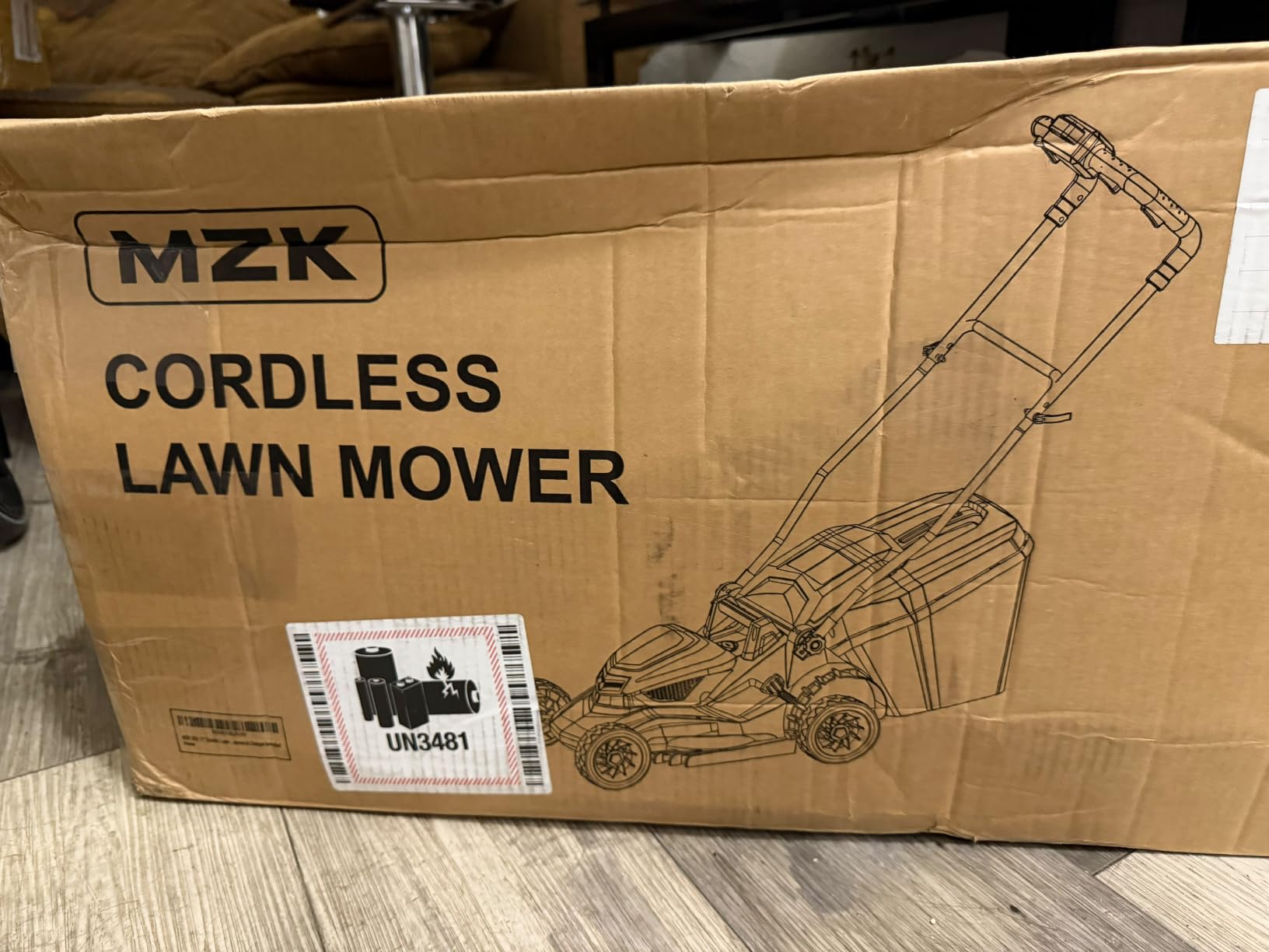 MZK 20V 13-Inch Electric Lawn Mower, Compact Brushless Mower customer photo 1